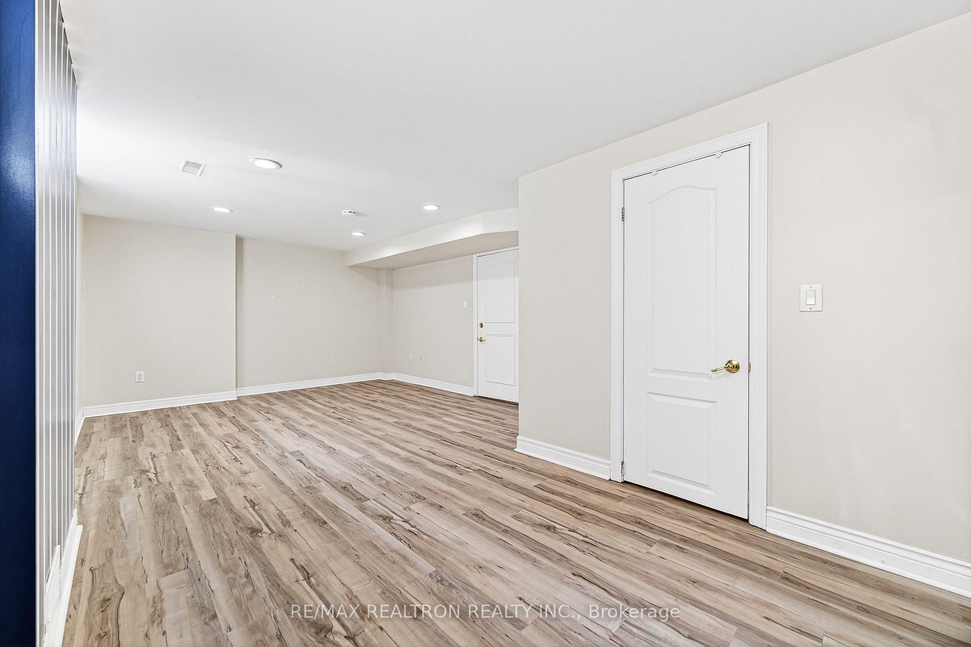 Photo 40 of 454 Donlands Avenue, Toronto, East York — HOMEH