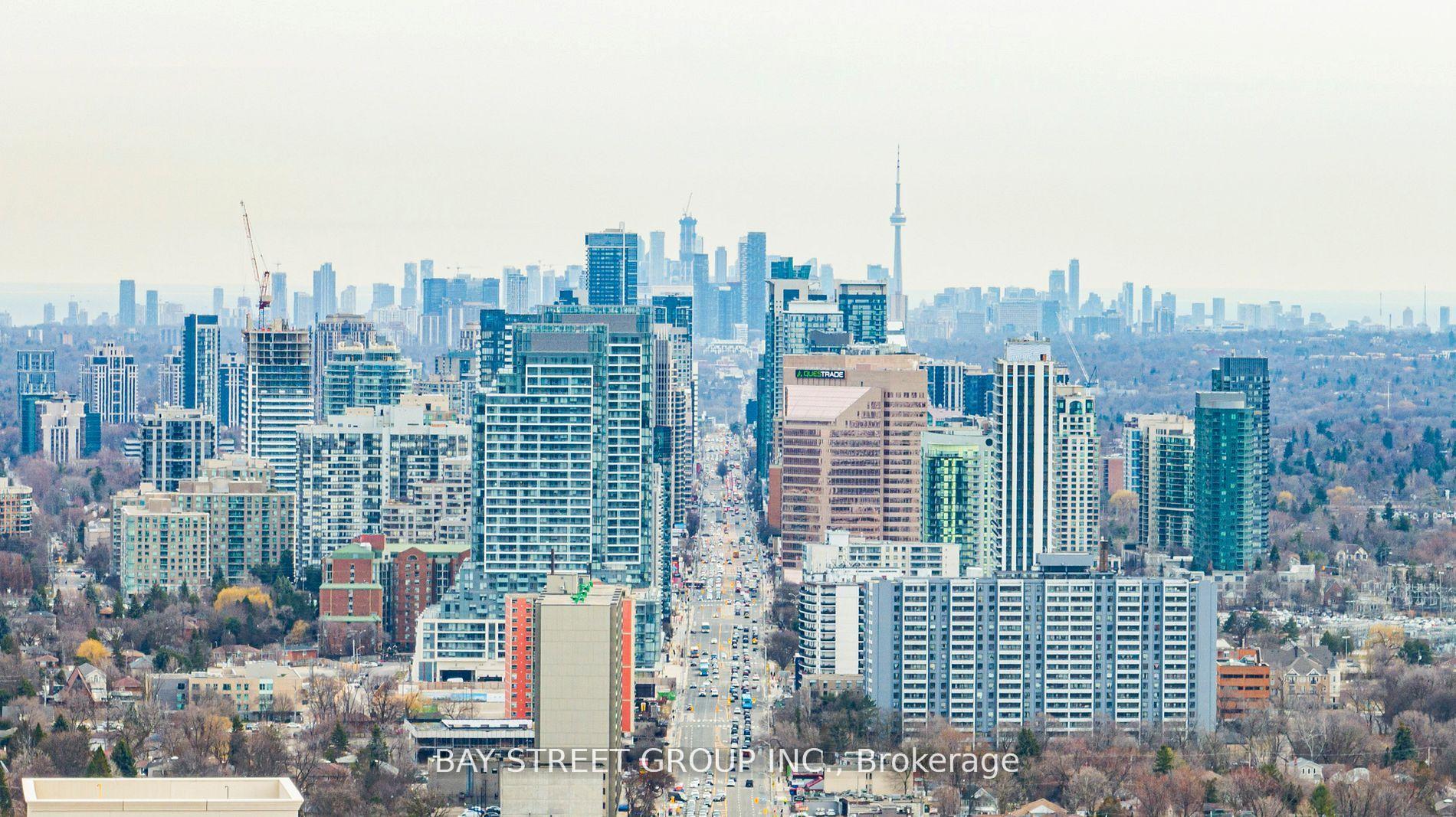 Photo 4 of Unit 718, 7167 Yonge Street, Markham, Thornhill — HOMEH