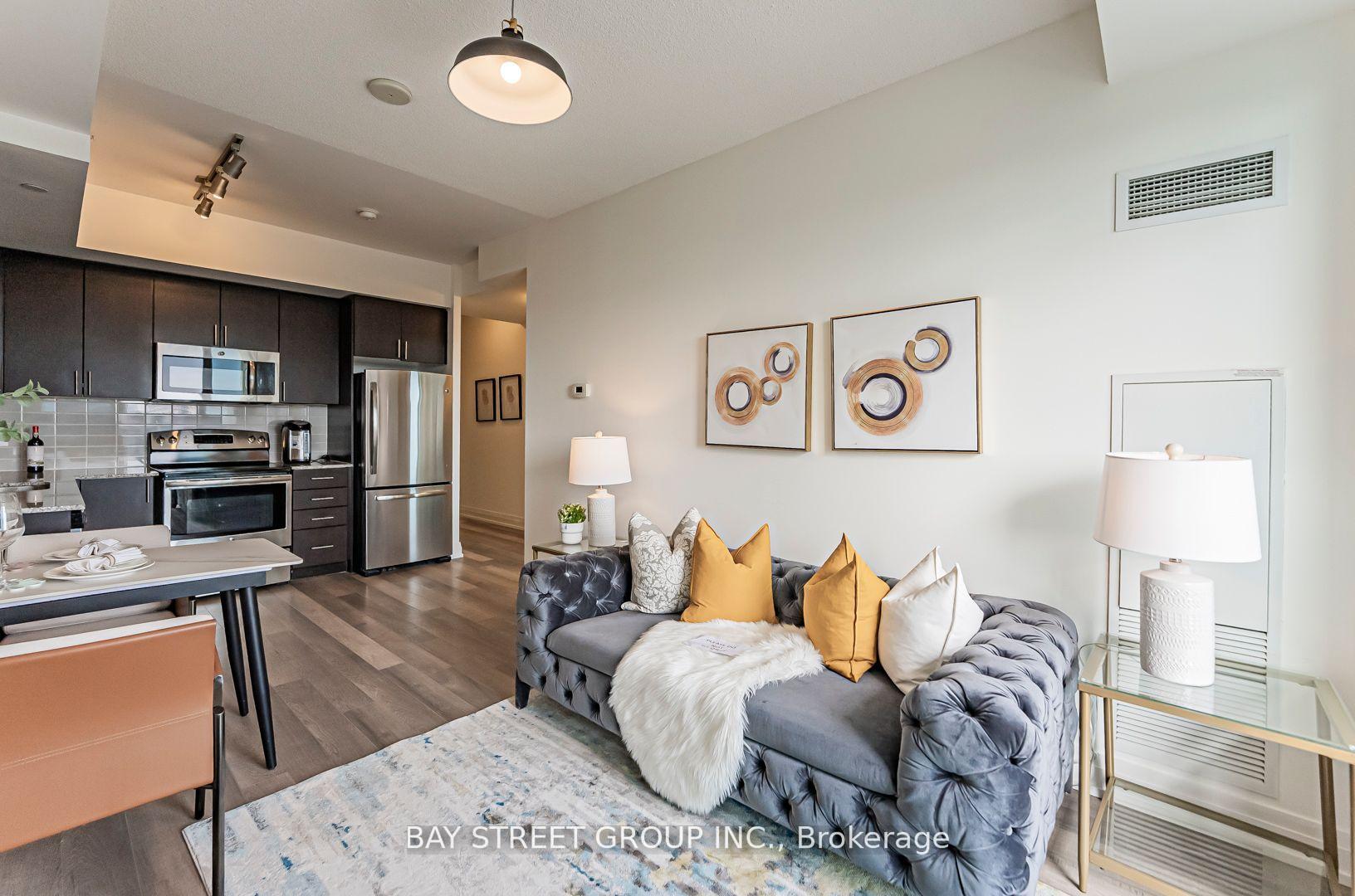 Photo 19 of Unit 718, 7167 Yonge Street, Markham, Thornhill — HOMEH