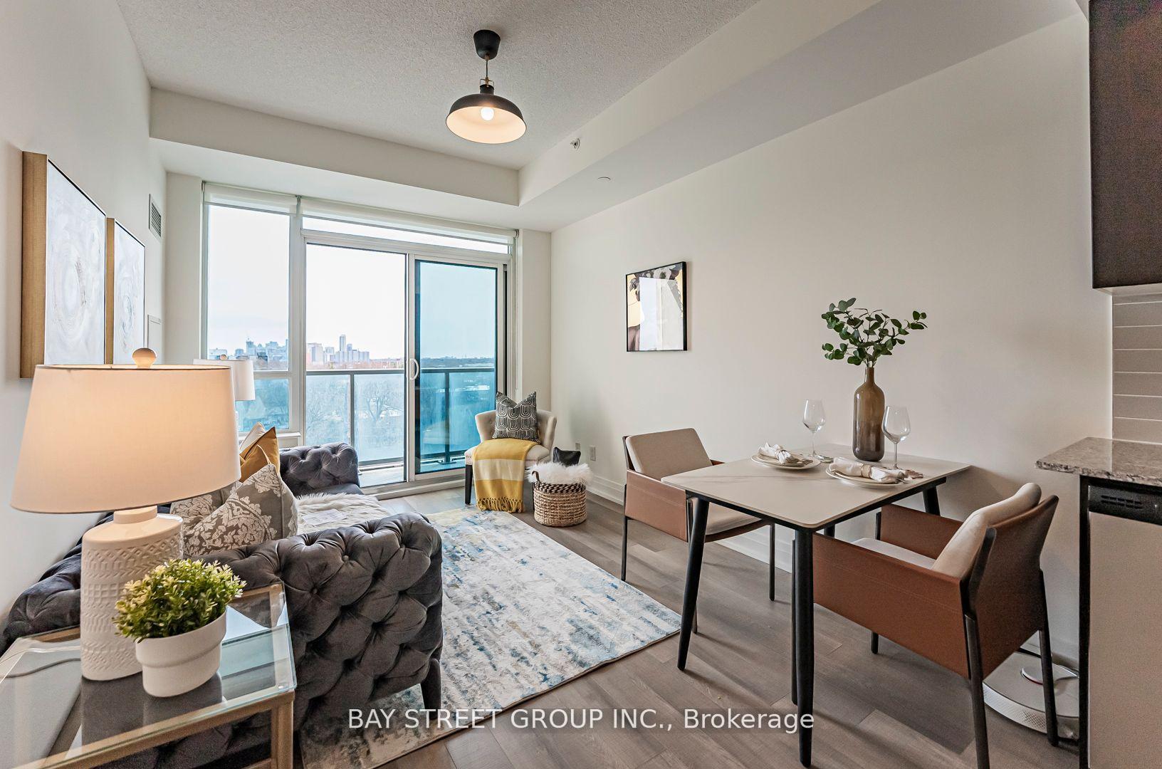 Photo 21 of Unit 718, 7167 Yonge Street, Markham, Thornhill — HOMEH