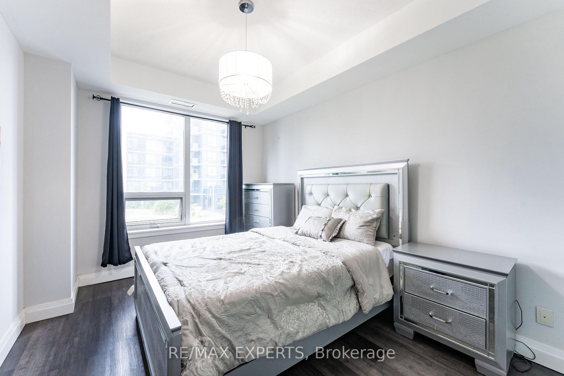 Photo 13 of Unit 401, 3700 Highway 7, Vaughan, Vaughan Corporate Centre — HOMEH