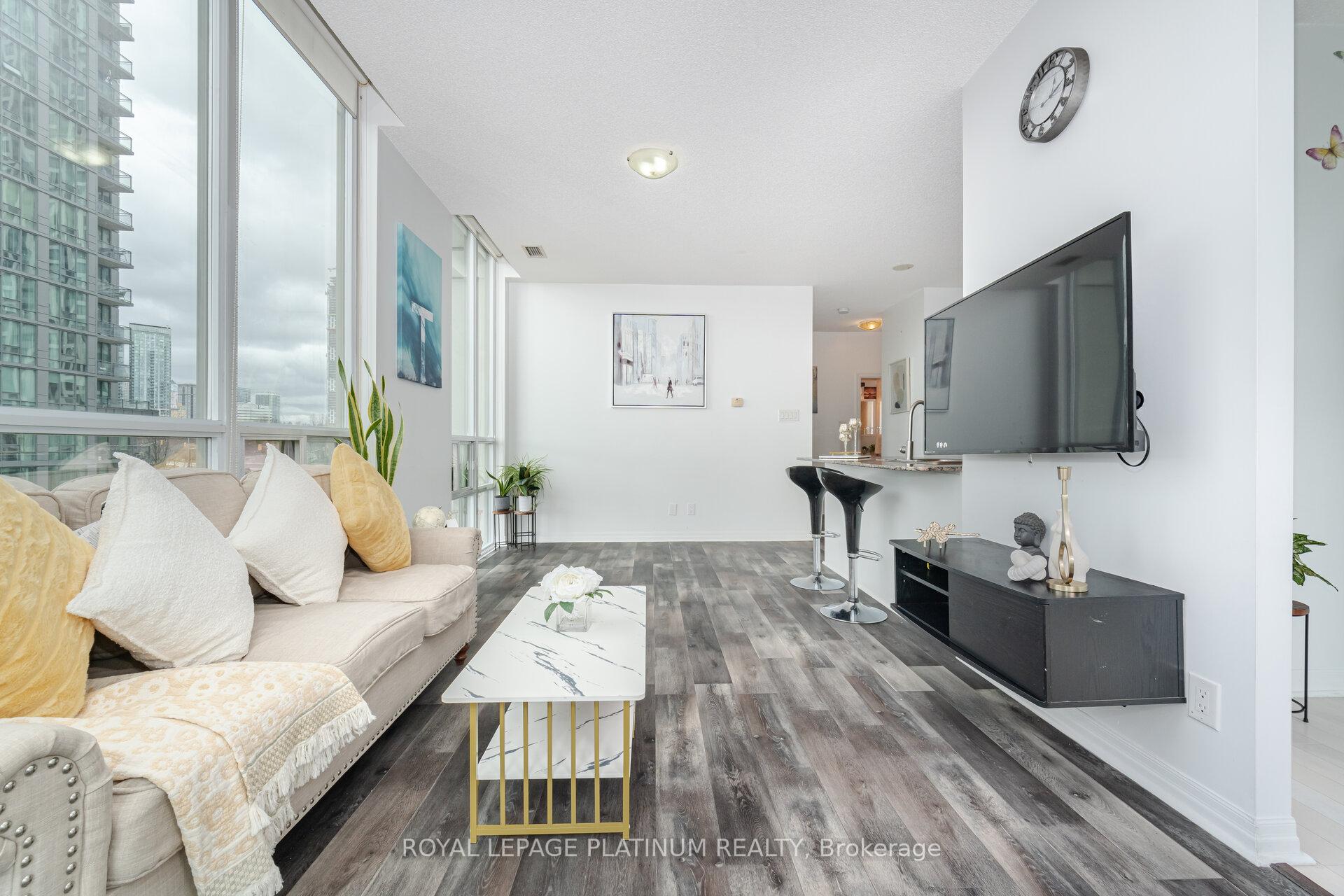 Photo 4 of Unit 510, 3515 kariya Drive, Mississauga, Mississauga Valleys — HOMEH