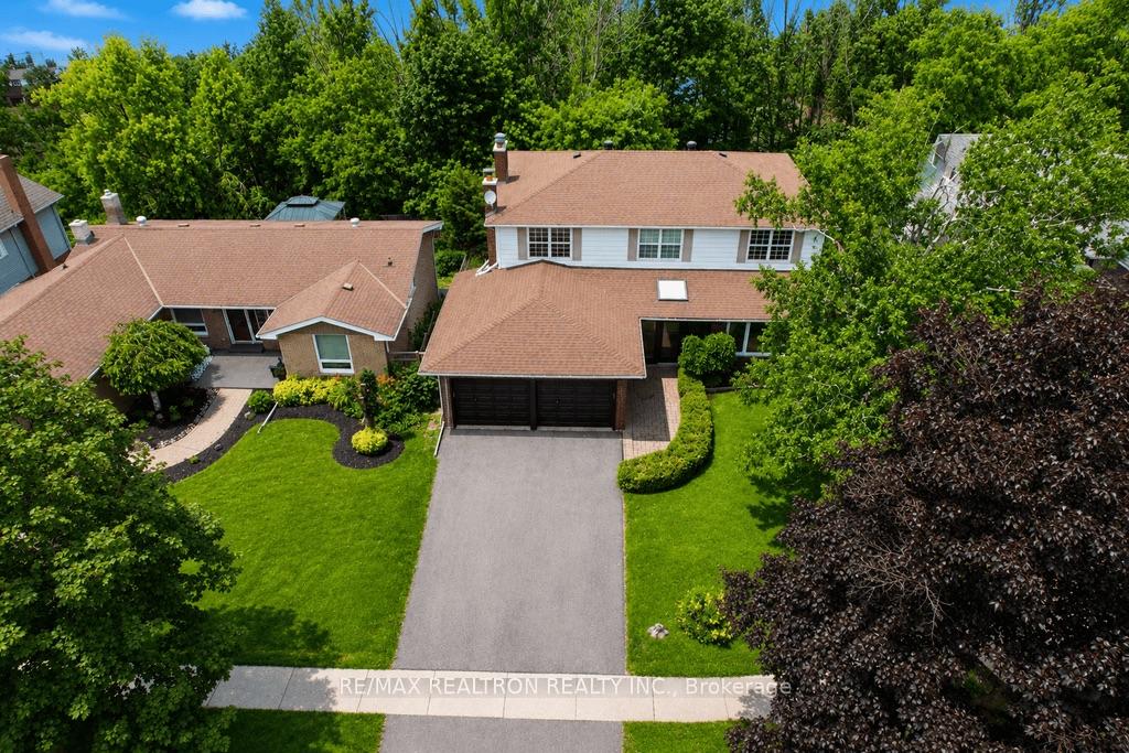 Photo 40 of 18 Debra Crescent, Barrie, Allandale Heights — HOMEH