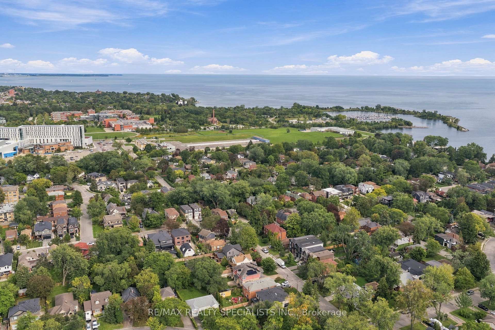 Photo 5 of 67 Twenty Seventh Street, Etobicoke, Long Branch — HOMEH