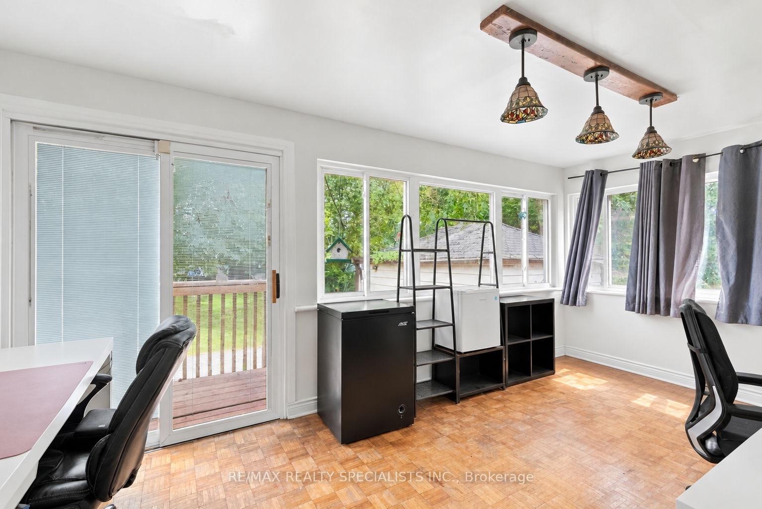Photo 24 of 67 Twenty Seventh Street, Etobicoke, Long Branch — HOMEH
