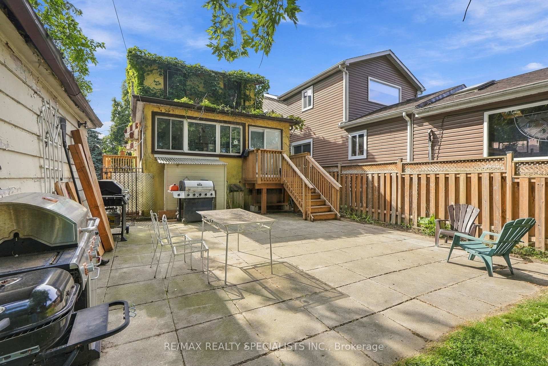 Photo 38 of 67 Twenty Seventh Street, Etobicoke, Long Branch — HOMEH