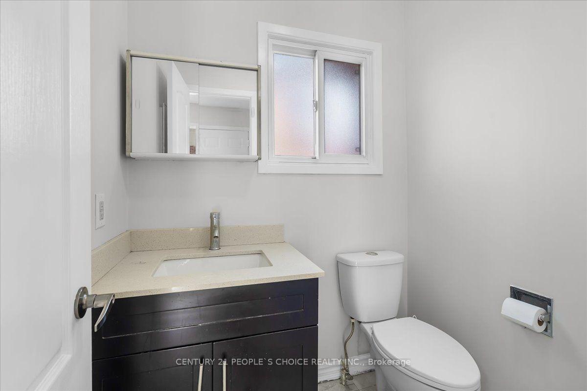 Photo 11 of 28 Beisel Court, Brampton, Heart Lake West — HOMEH