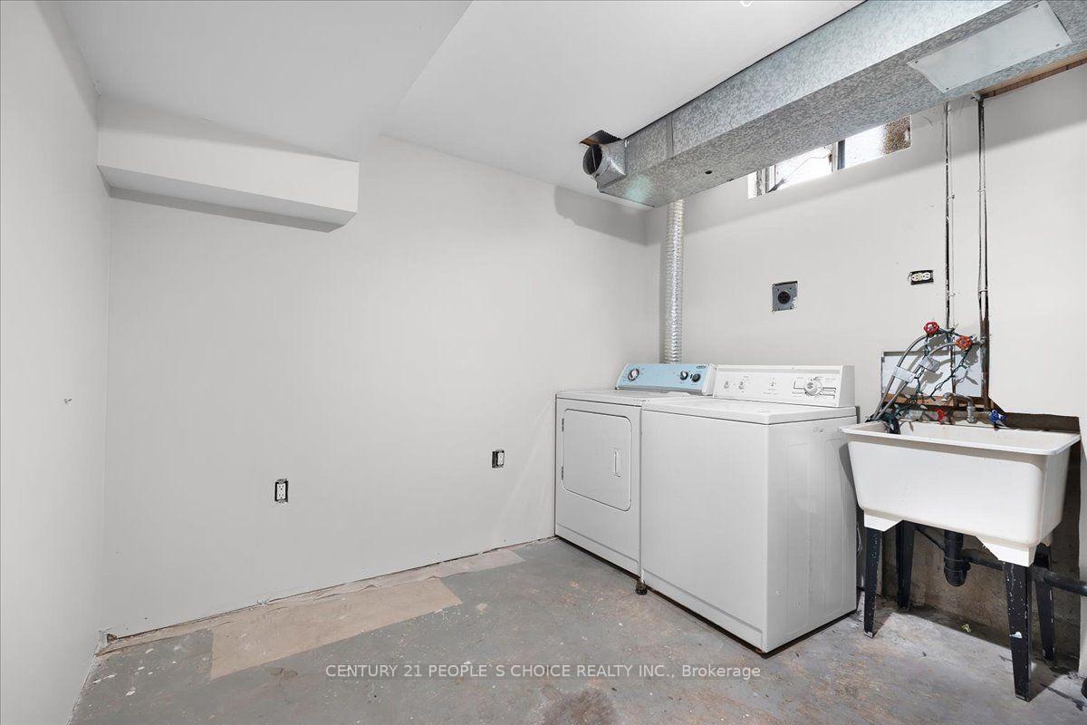 Photo 30 of 28 Beisel Court, Brampton, Heart Lake West — HOMEH