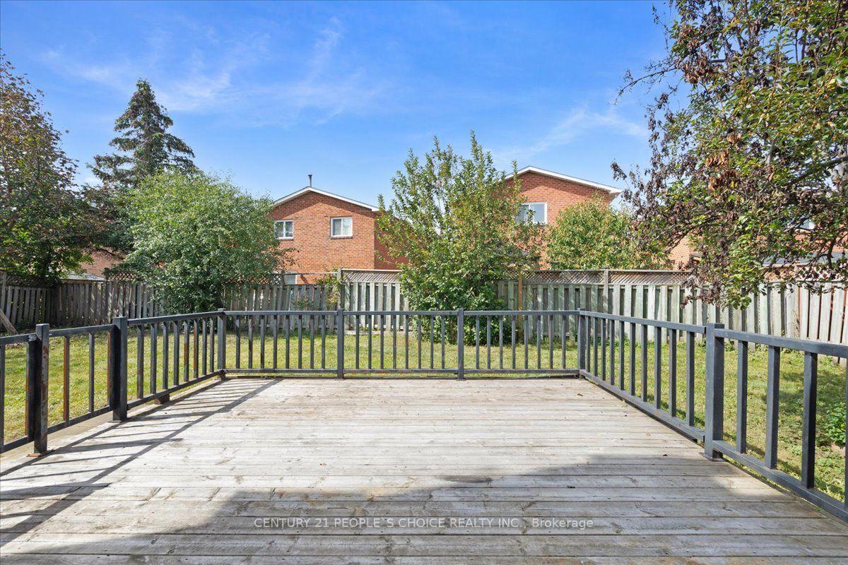 Photo 32 of 28 Beisel Court, Brampton, Heart Lake West — HOMEH