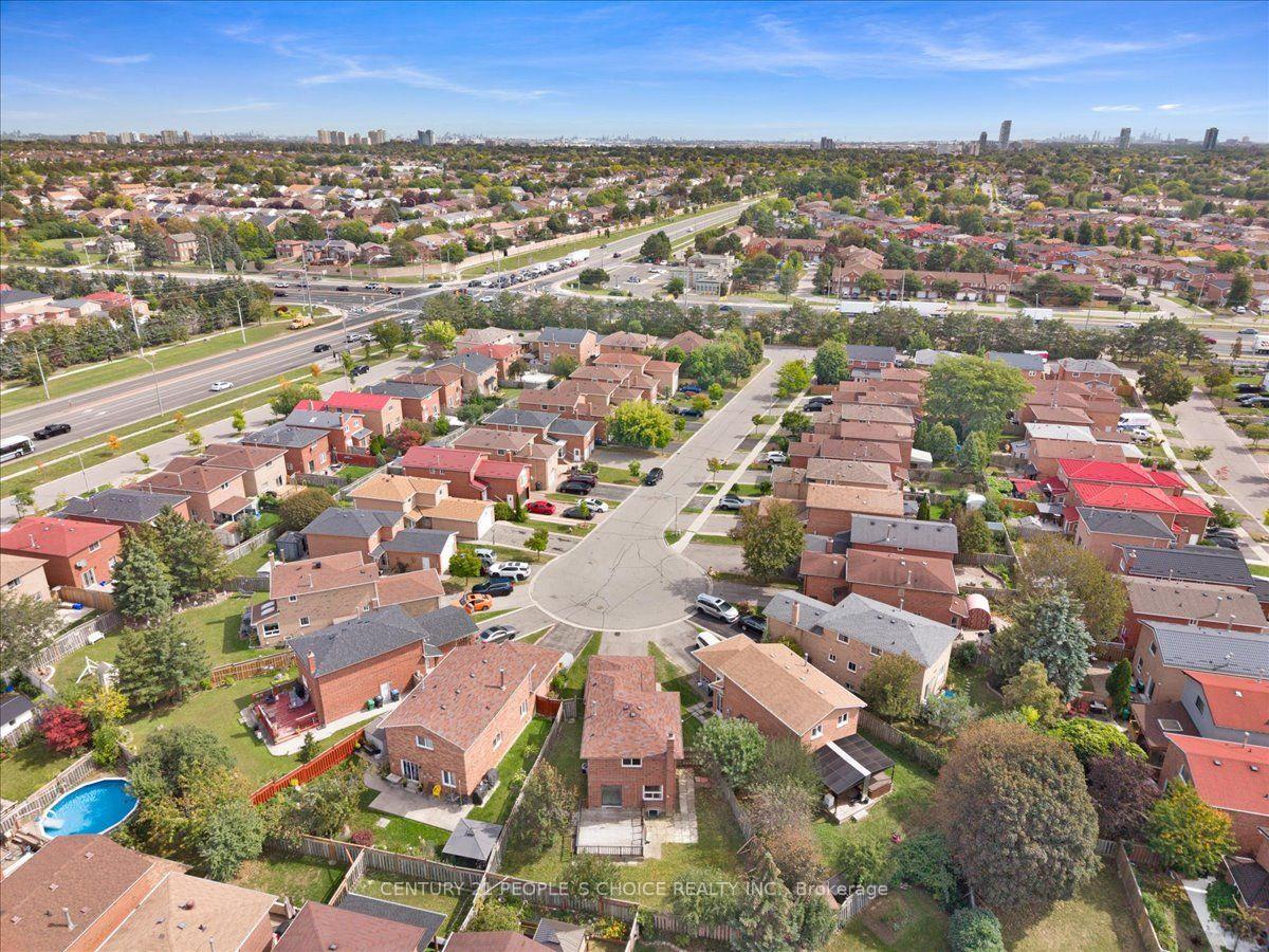 Photo 40 of 28 Beisel Court, Brampton, Heart Lake West — HOMEH