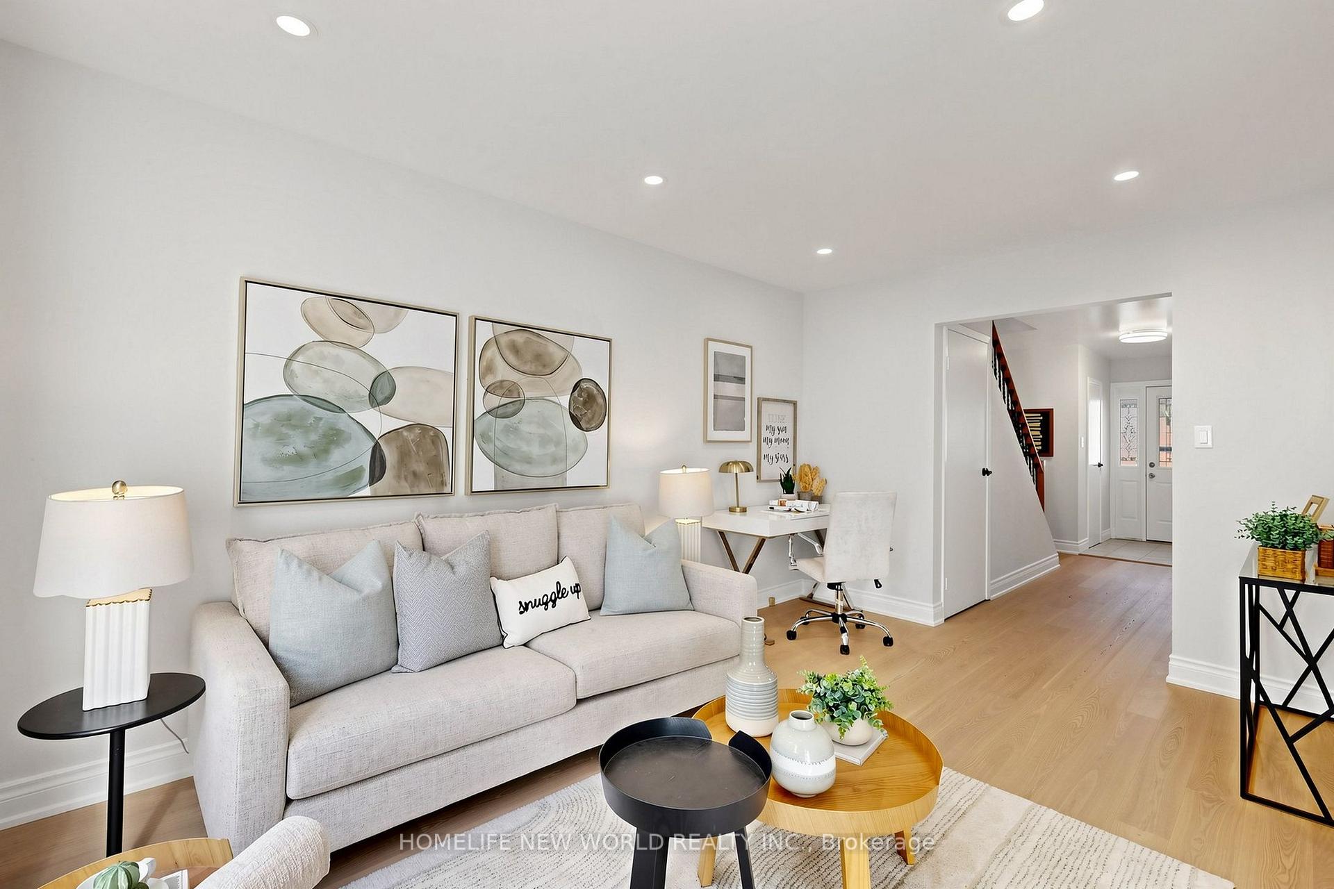 Photo 5 of Unit 49, 100 Bridletowne Circle, Scarborough, L'Amoreaux — HOMEH
