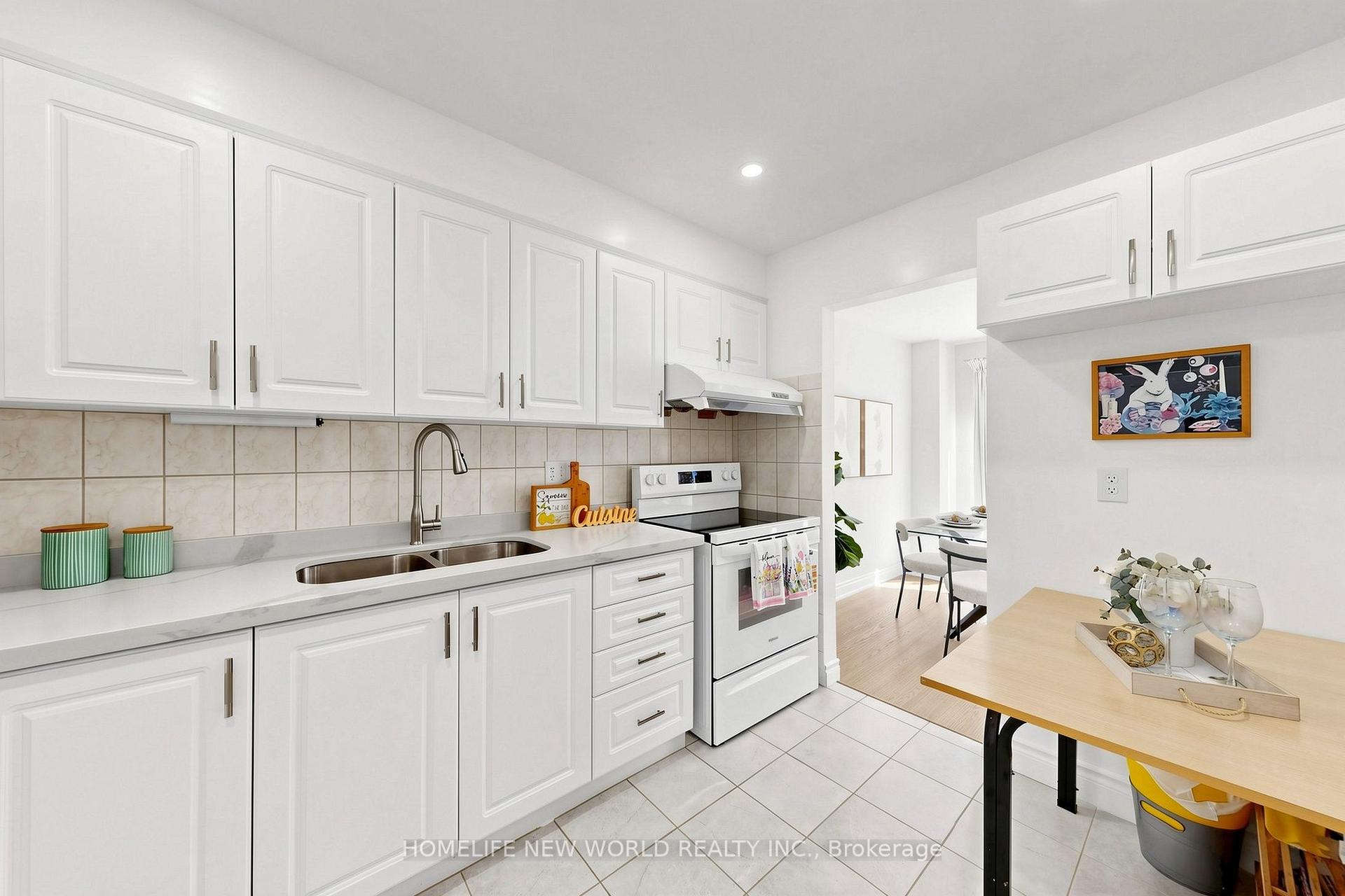 Photo 16 of Unit 49, 100 Bridletowne Circle, Scarborough, L'Amoreaux — HOMEH