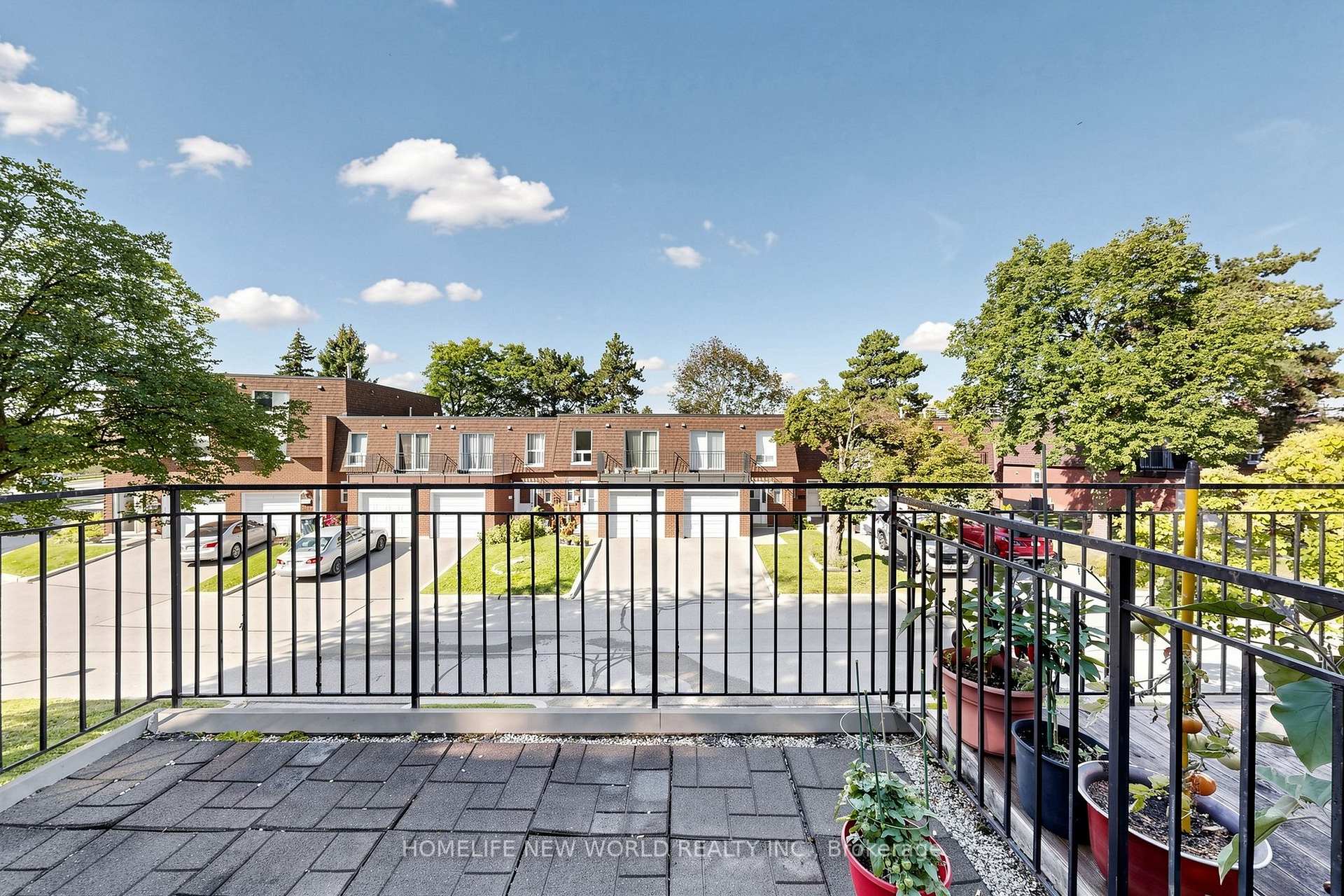 Photo 31 of Unit 49, 100 Bridletowne Circle, Scarborough, L'Amoreaux — HOMEH