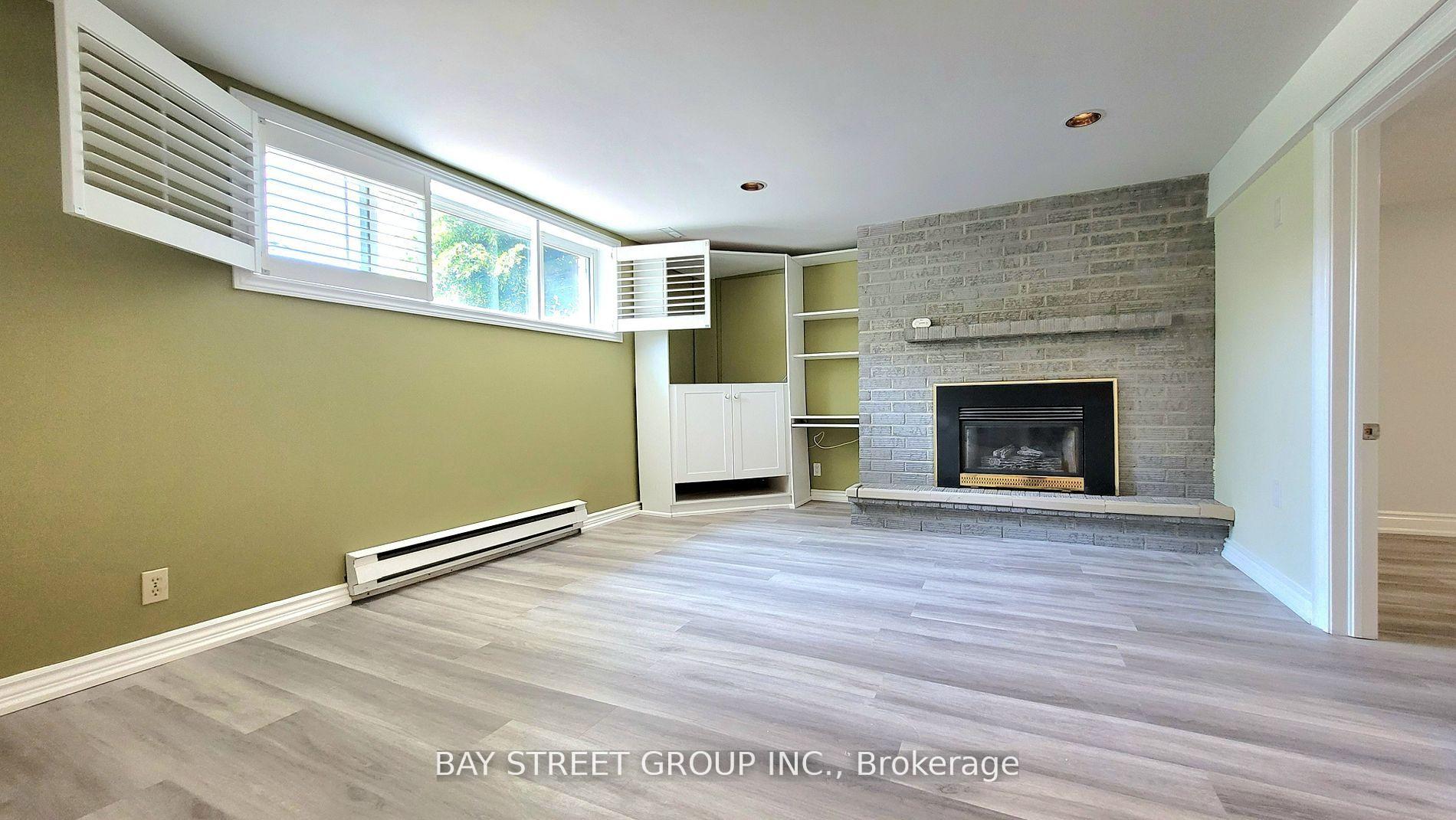 Photo 7 of Unit Lower, 37 Sir Bodwin Place, Markham, Markham Village — HOMEH