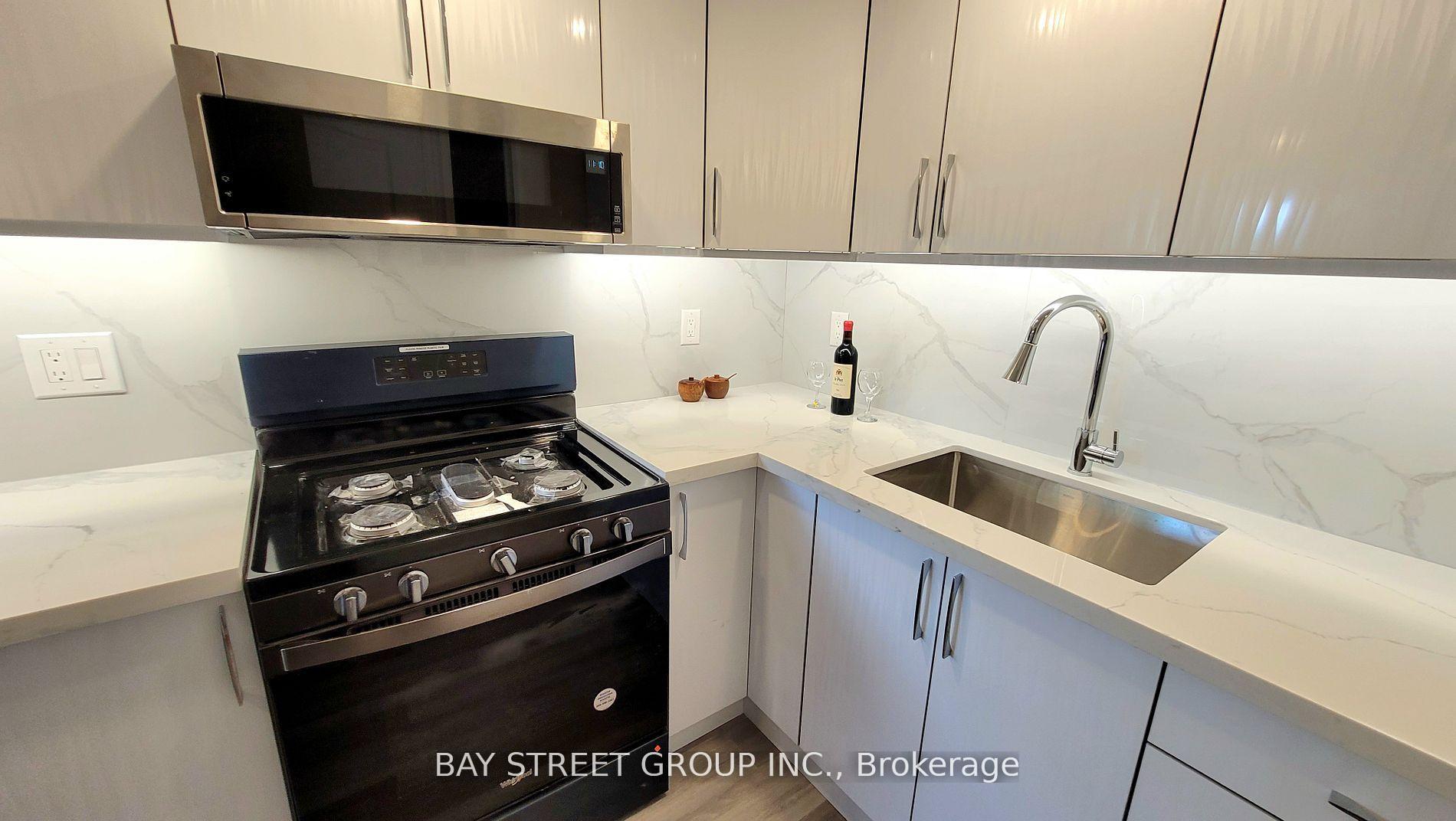 Photo 8 of Unit Lower, 37 Sir Bodwin Place, Markham, Markham Village — HOMEH