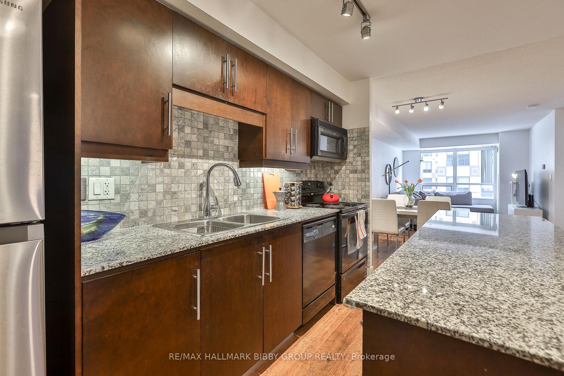 Photo 11 of Unit 309, 20 Blue Jays Way, Toronto, Waterfront Communities — HOMEH