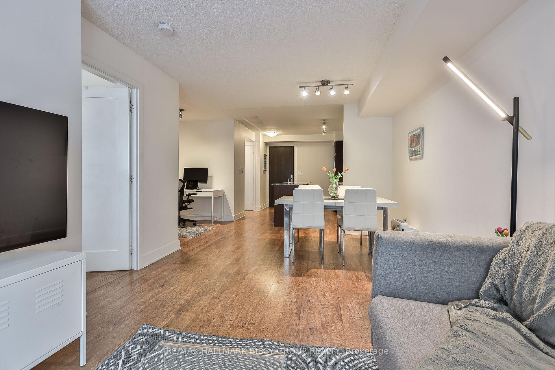 Photo 20 of Unit 309, 20 Blue Jays Way, Toronto, Waterfront Communities — HOMEH
