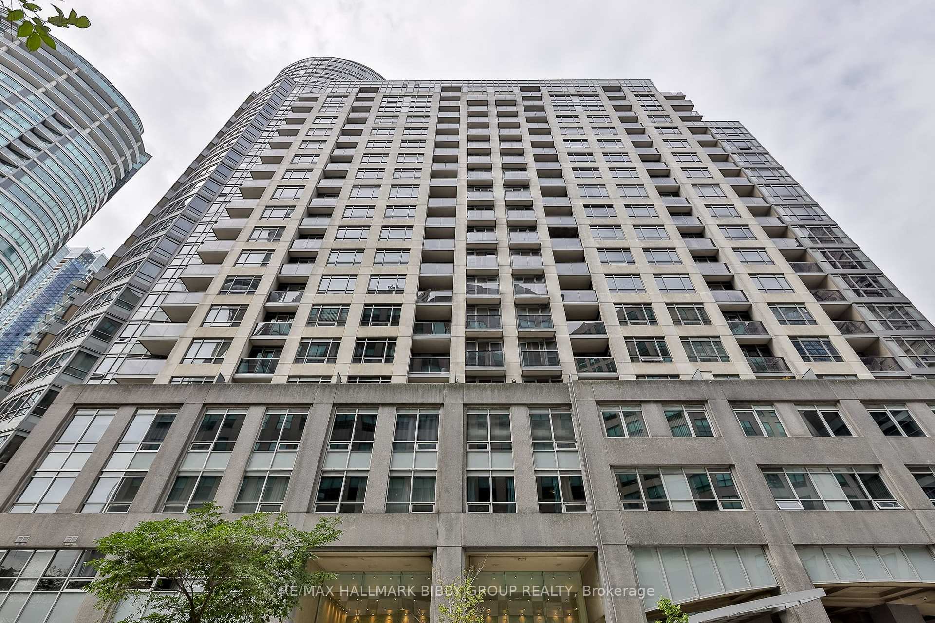 Photo 30 of Unit 309, 20 Blue Jays Way, Toronto, Waterfront Communities — HOMEH