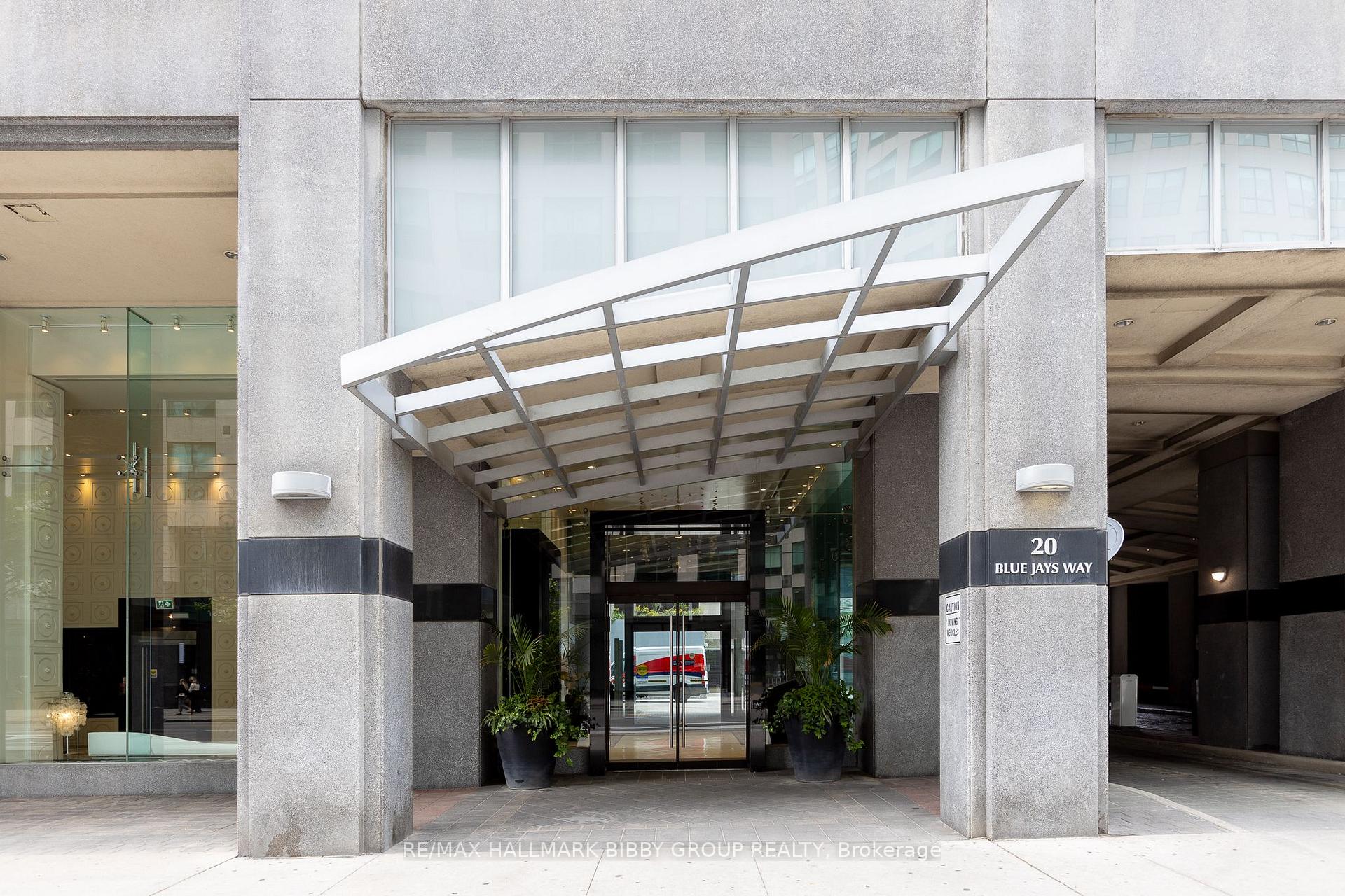 Photo 31 of Unit 309, 20 Blue Jays Way, Toronto, Waterfront Communities — HOMEH