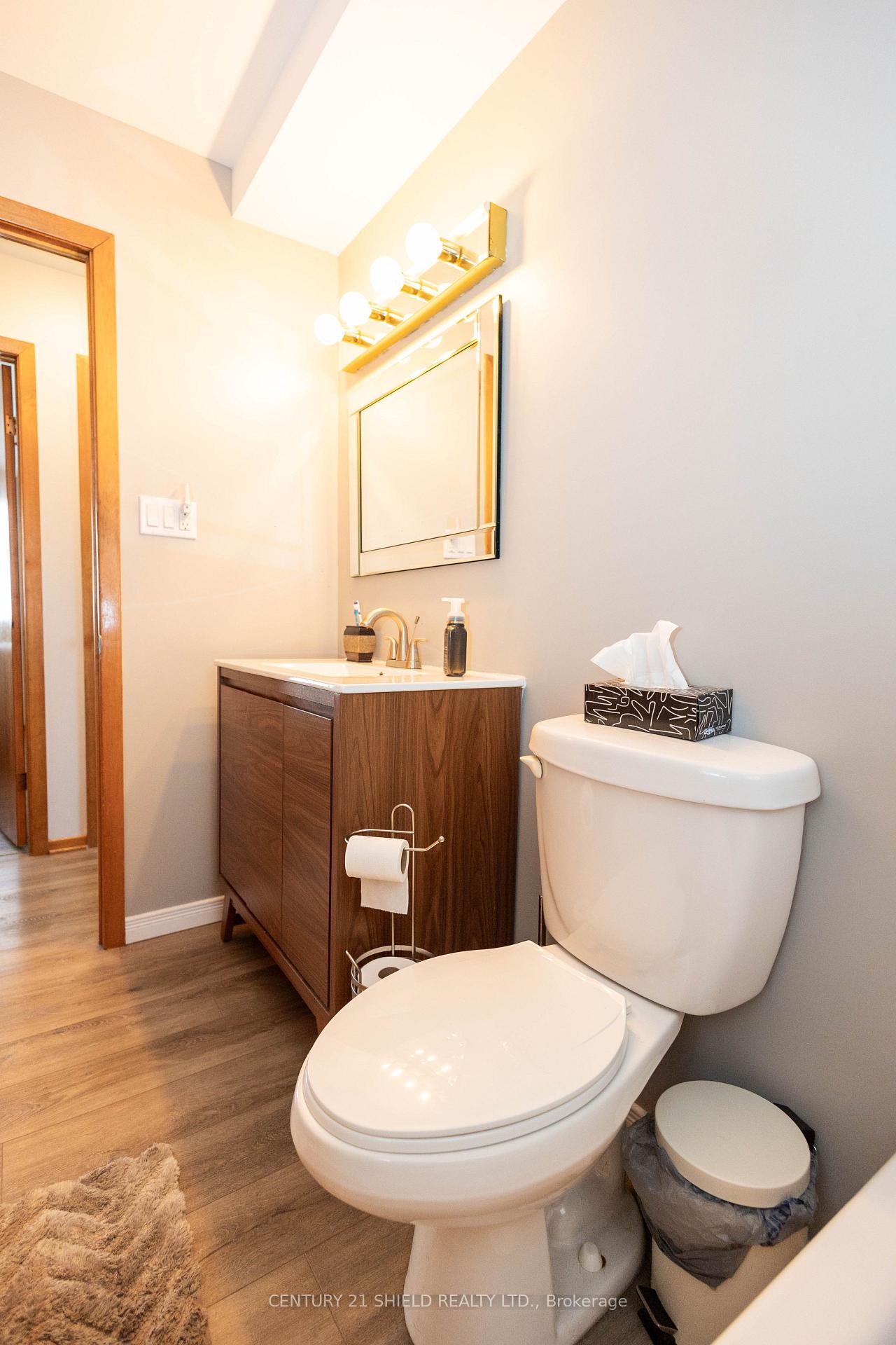 Photo 13 of 1107 Grand Avenue, Cornwall, Cornwall — HOMEH