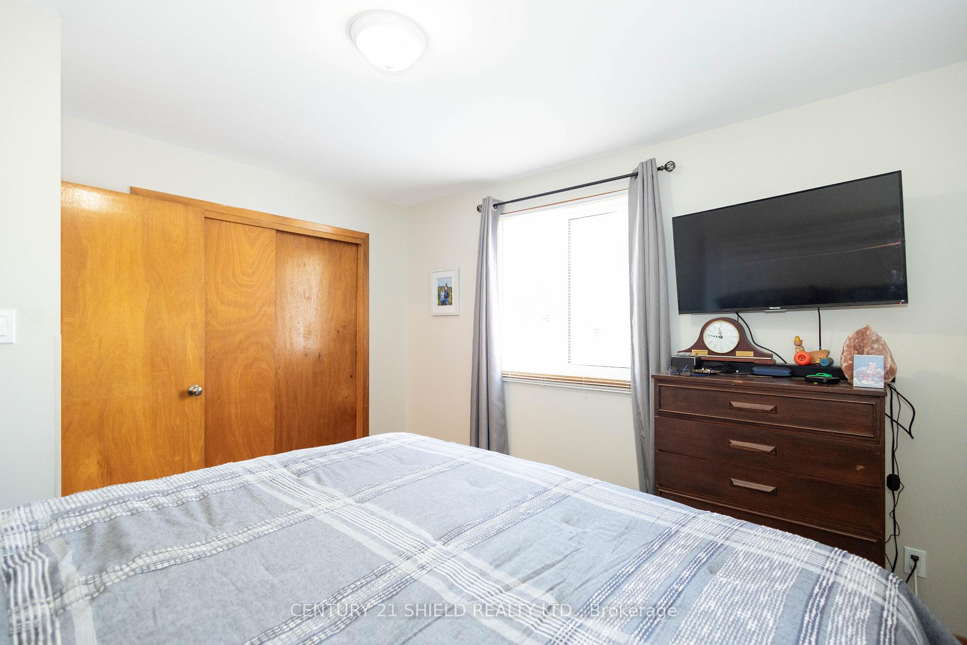 Photo 17 of 1107 Grand Avenue, Cornwall, Cornwall — HOMEH