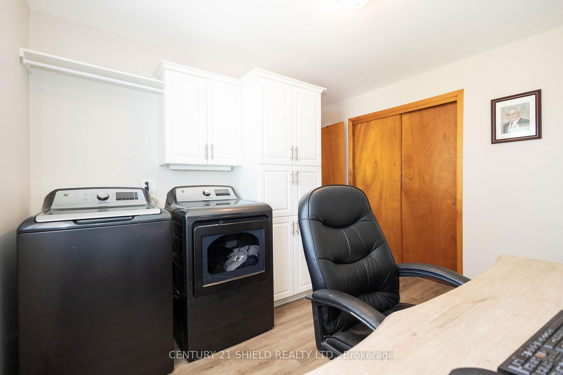 Photo 20 of 1107 Grand Avenue, Cornwall, Cornwall — HOMEH