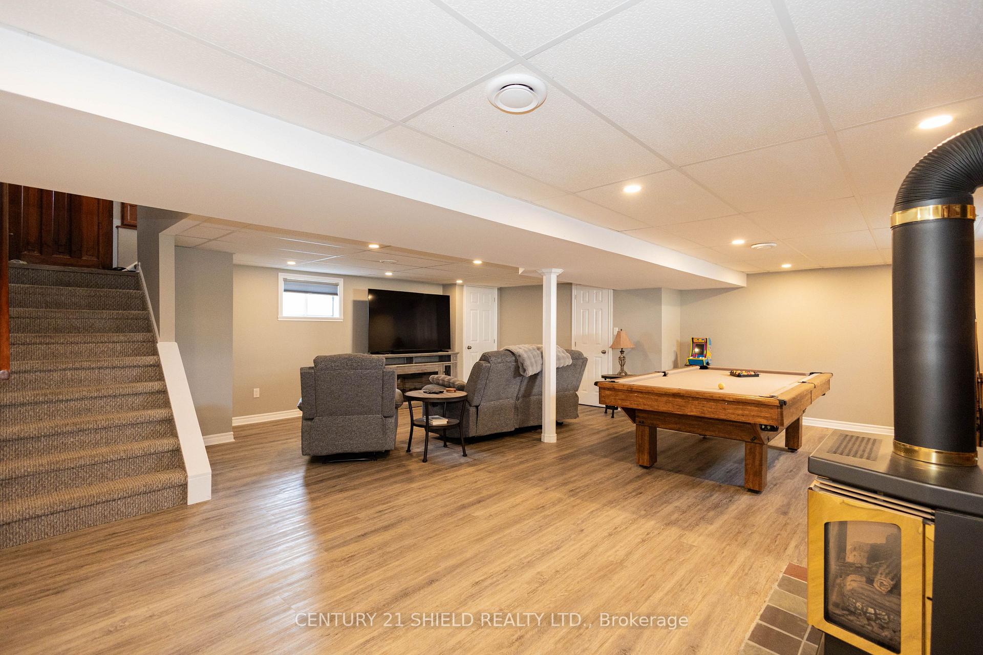 Photo 29 of 1107 Grand Avenue, Cornwall, Cornwall — HOMEH