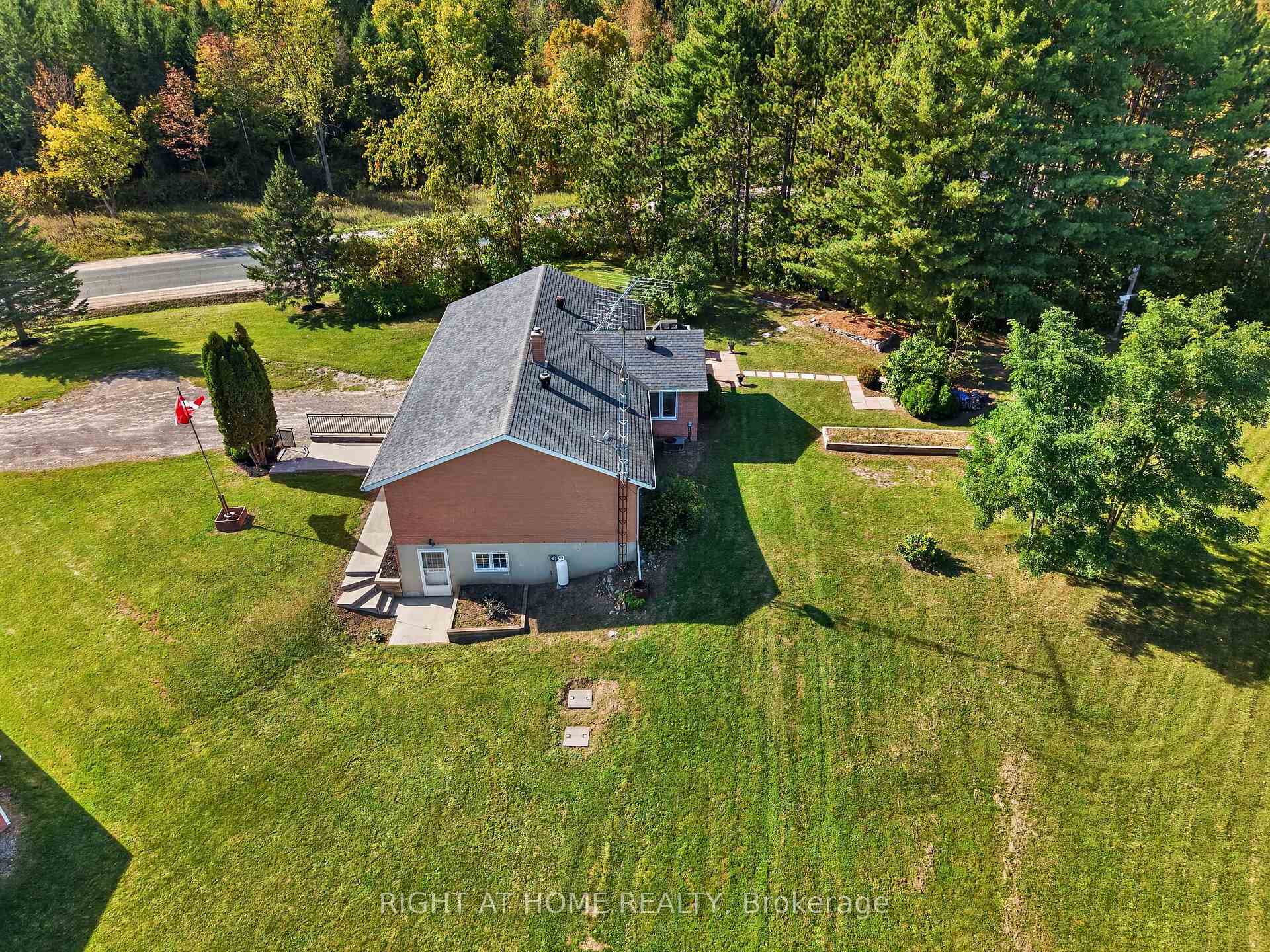 Photo 5 of 156 Cooper Road, Madoc — HOMEH