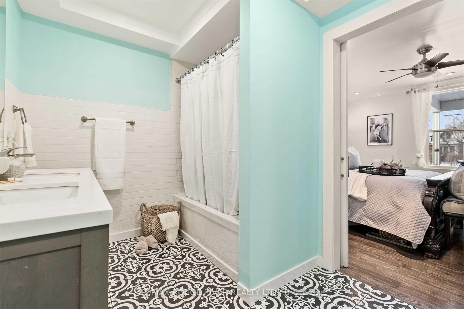Photo 12 of Unit Upper, 131 John Street E, Whitby, Downtown Whitby — HOMEH