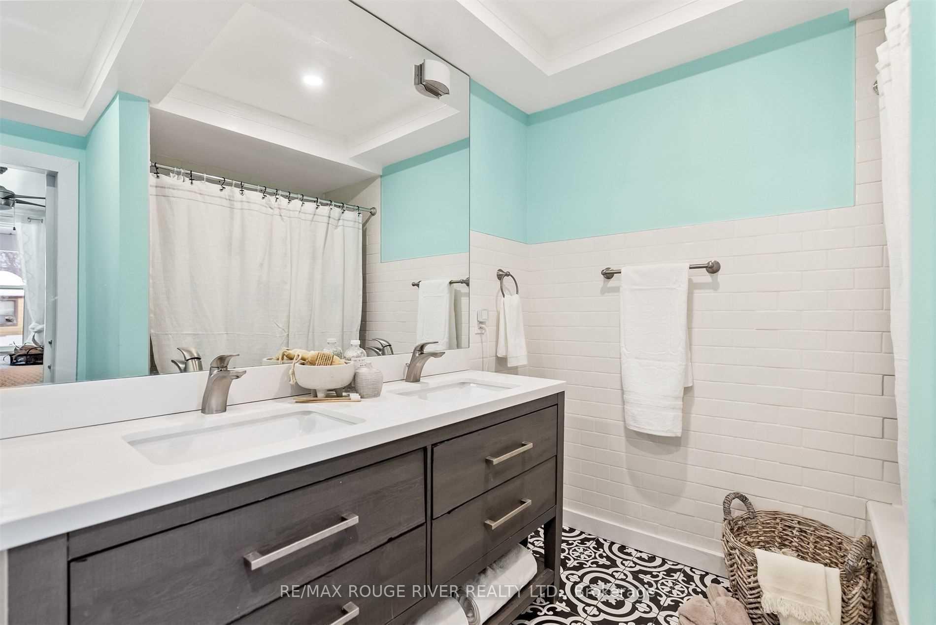 Photo 18 of Unit Upper, 131 John Street E, Whitby, Downtown Whitby — HOMEH