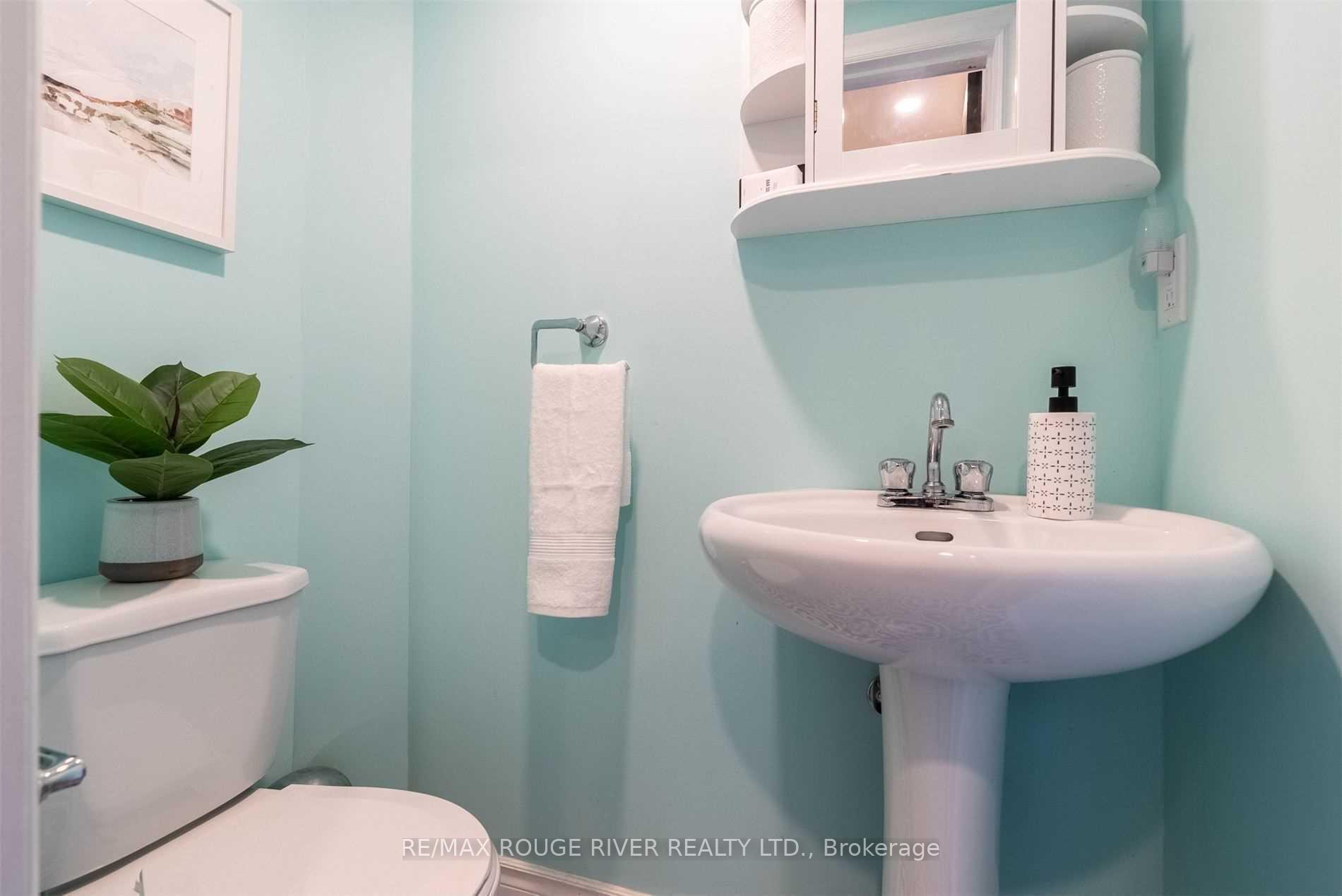 Photo 20 of Unit Upper, 131 John Street E, Whitby, Downtown Whitby — HOMEH