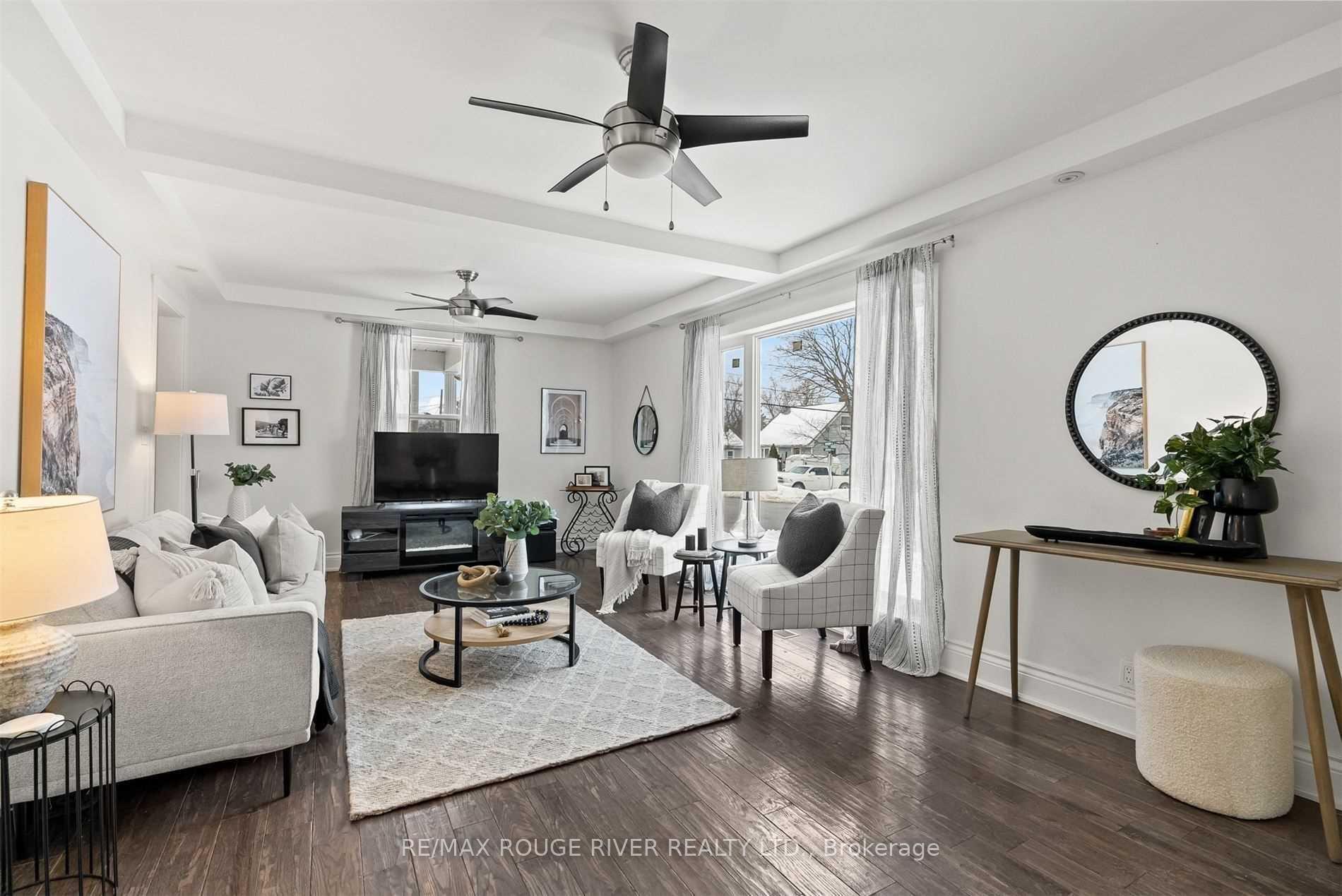 Photo 25 of Unit Upper, 131 John Street E, Whitby, Downtown Whitby — HOMEH