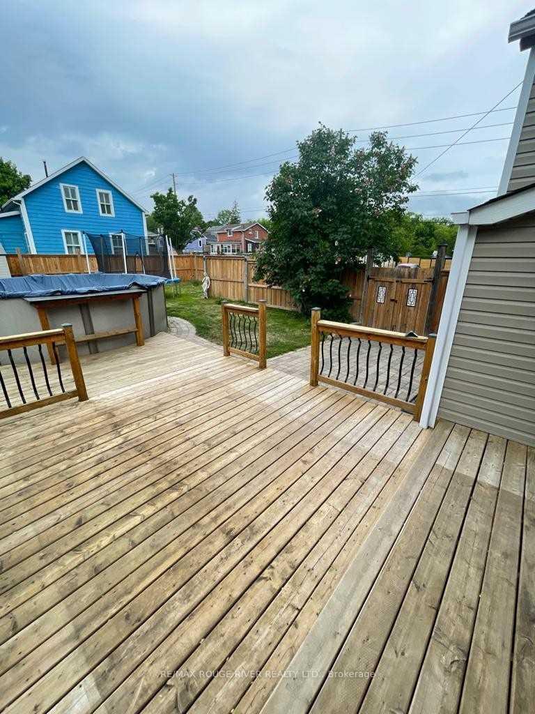 Photo 27 of Unit Upper, 131 John Street E, Whitby, Downtown Whitby — HOMEH