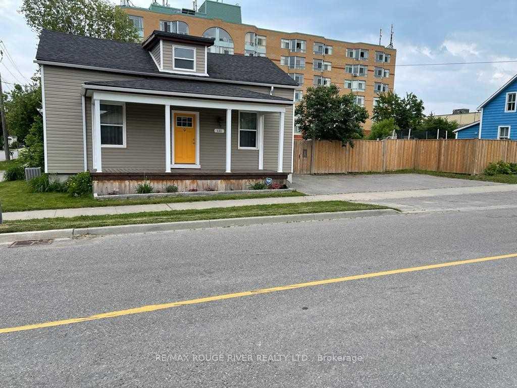 Photo 32 of Unit Upper, 131 John Street E, Whitby, Downtown Whitby — HOMEH