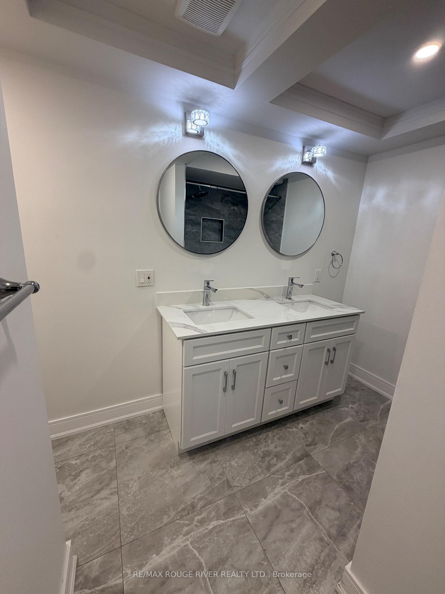 Photo 15 of Unit Upper, 131 John Street E, Whitby, Downtown Whitby — HOMEH