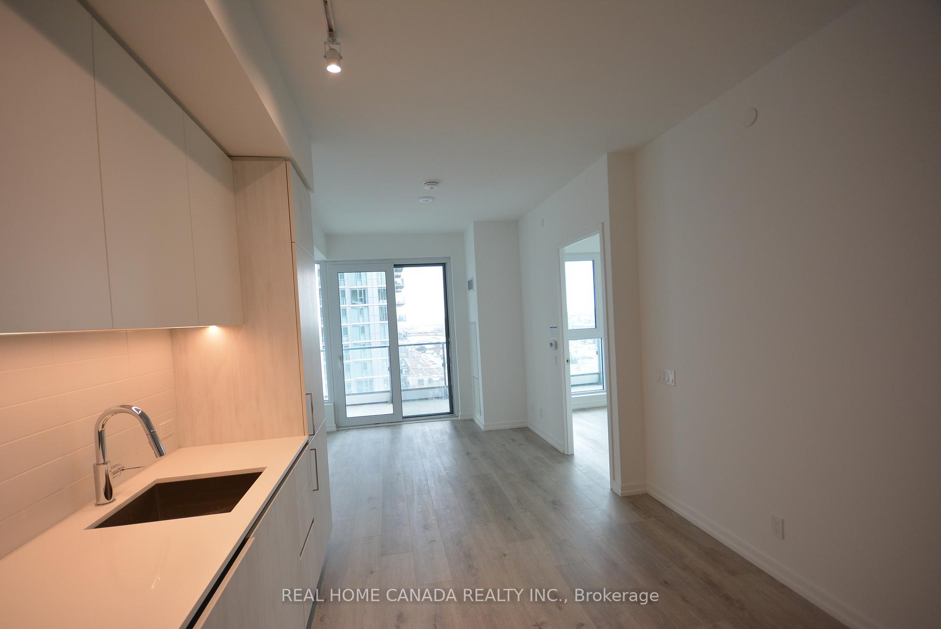 Photo 8 of Unit 1811, 7890 Jane Street, Vaughan, Vaughan Corporate Centre — HOMEH