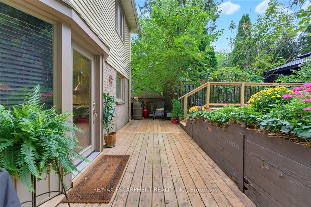 Photo 42 of 28 Seymour Drive, Hamilton, Ancaster — HOMEH