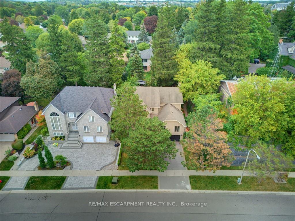 Photo 46 of 28 Seymour Drive, Hamilton, Ancaster — HOMEH