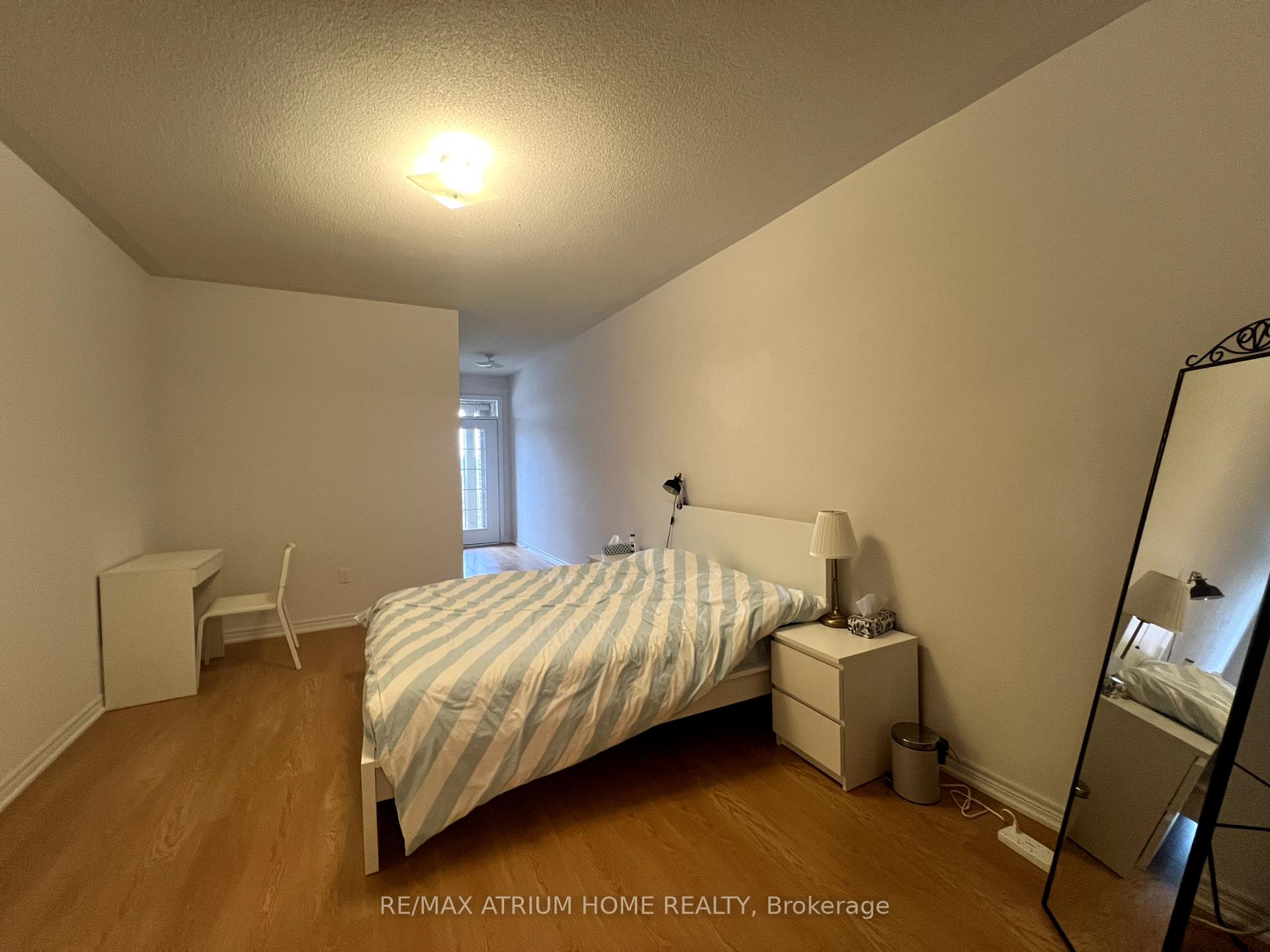 Photo 10 of 31 Jaffna Lane, Markham, Berczy — HOMEH