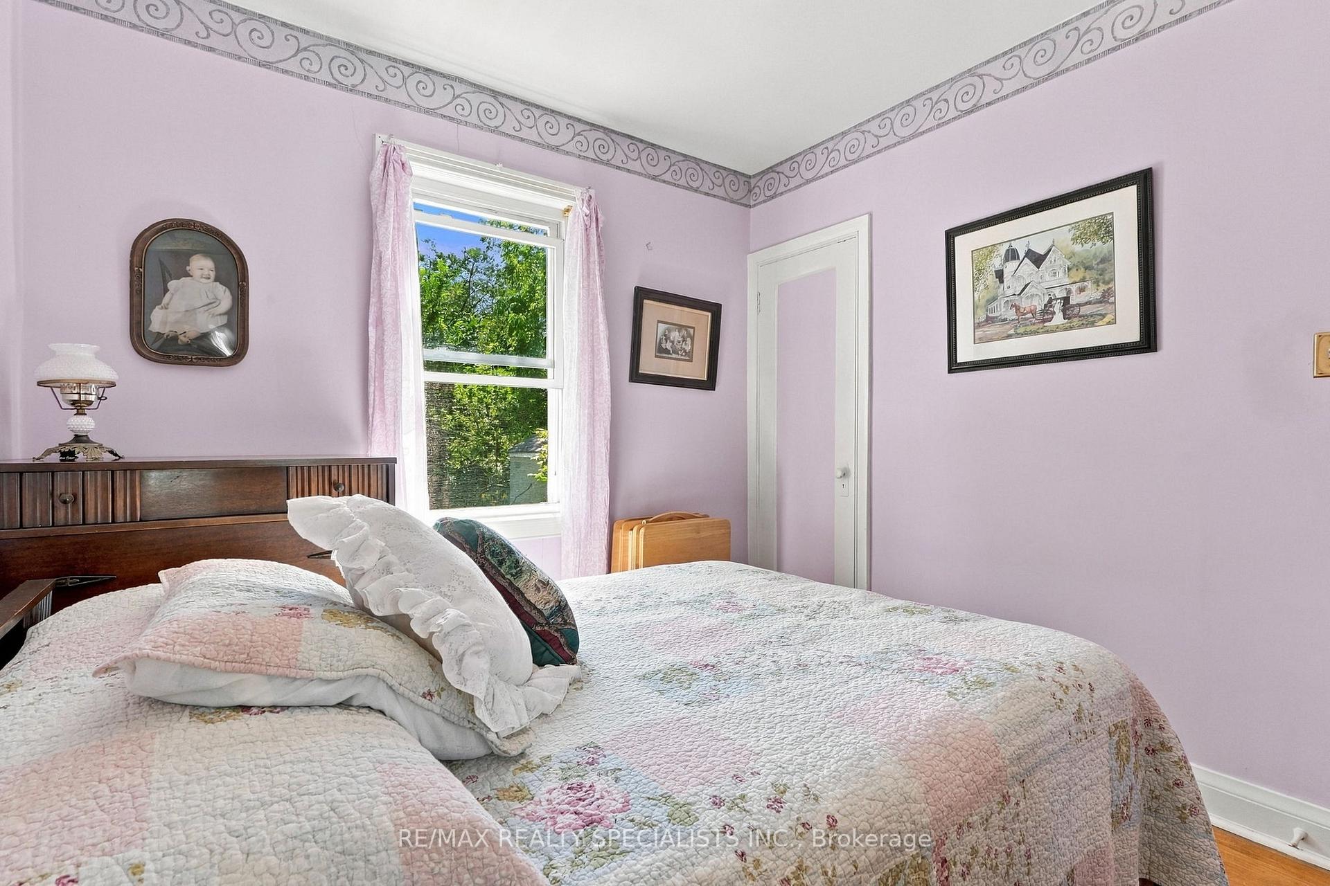 Photo 31 of 93 Cavell Avenue, Etobicoke, Mimico — HOMEH