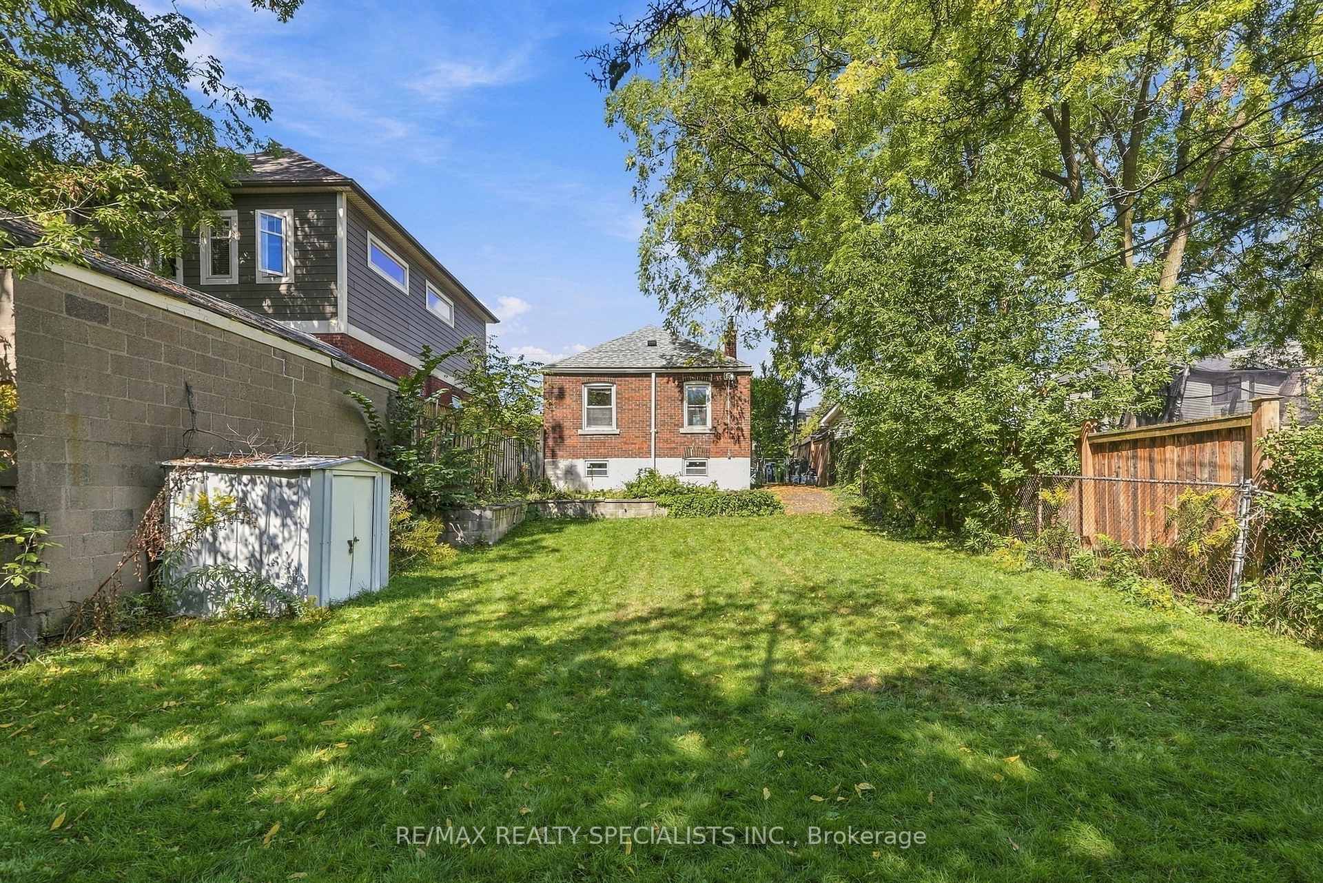 Photo 46 of 93 Cavell Avenue, Etobicoke, Mimico — HOMEH
