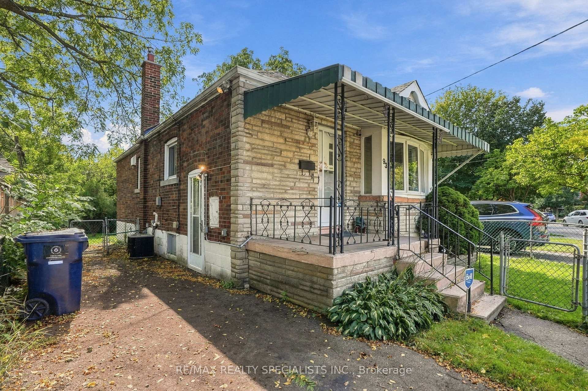 Photo 48 of 93 Cavell Avenue, Etobicoke, Mimico — HOMEH
