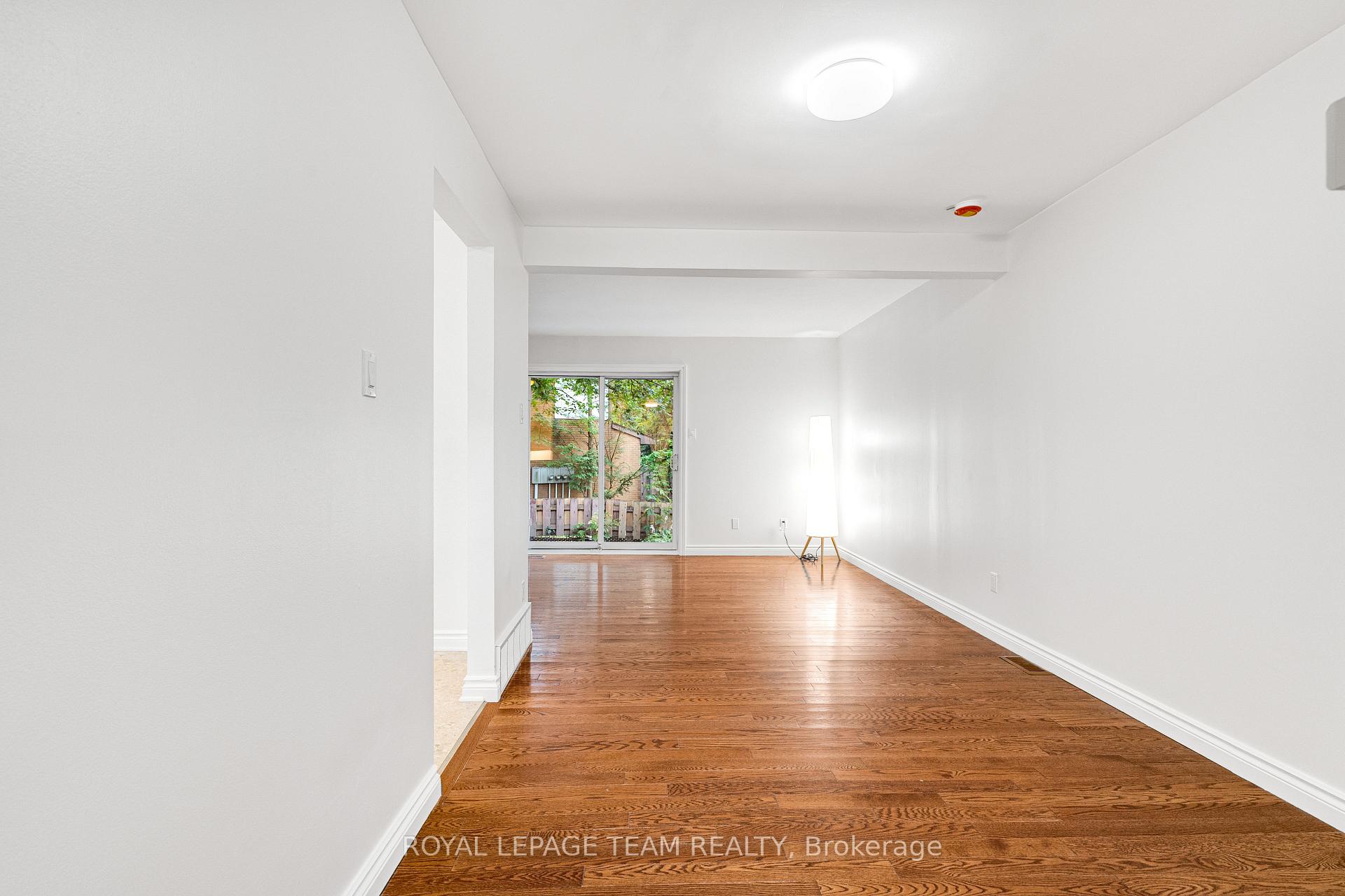 Photo 2 of Unit 15, 121 Castlefrank Road, Ottawa, Kanata - Glencairn/Hazeldean — HOMEH