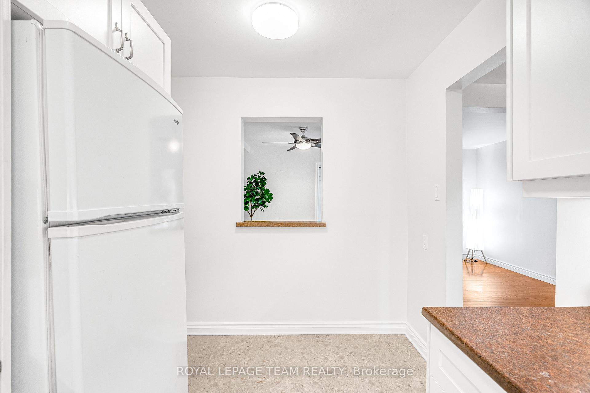 Photo 5 of Unit 15, 121 Castlefrank Road, Ottawa, Kanata - Glencairn/Hazeldean — HOMEH