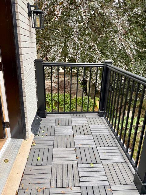 Photo 10 of Unit 2nd Floor, 10 Lascelles Boulevard, Toronto, Yonge-St. Clair — HOMEH