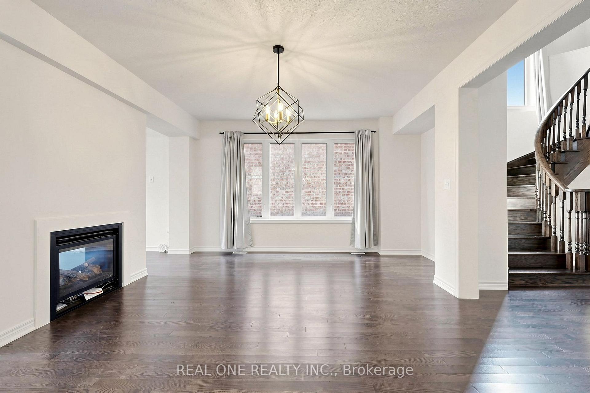 Photo 6 of 108 Hubner Avenue, Markham, Berczy — HOMEH