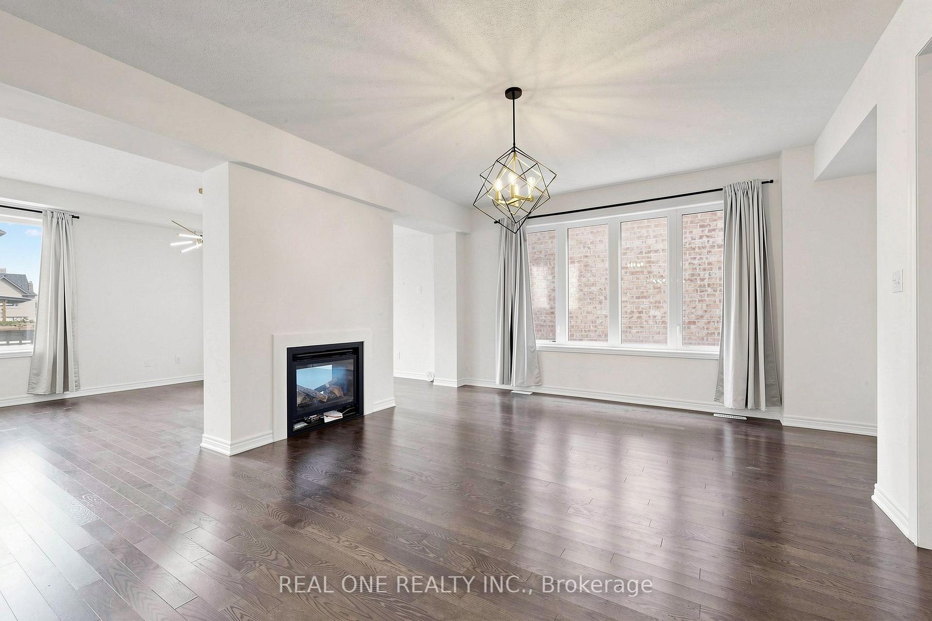 Photo 8 of 108 Hubner Avenue, Markham, Berczy — HOMEH