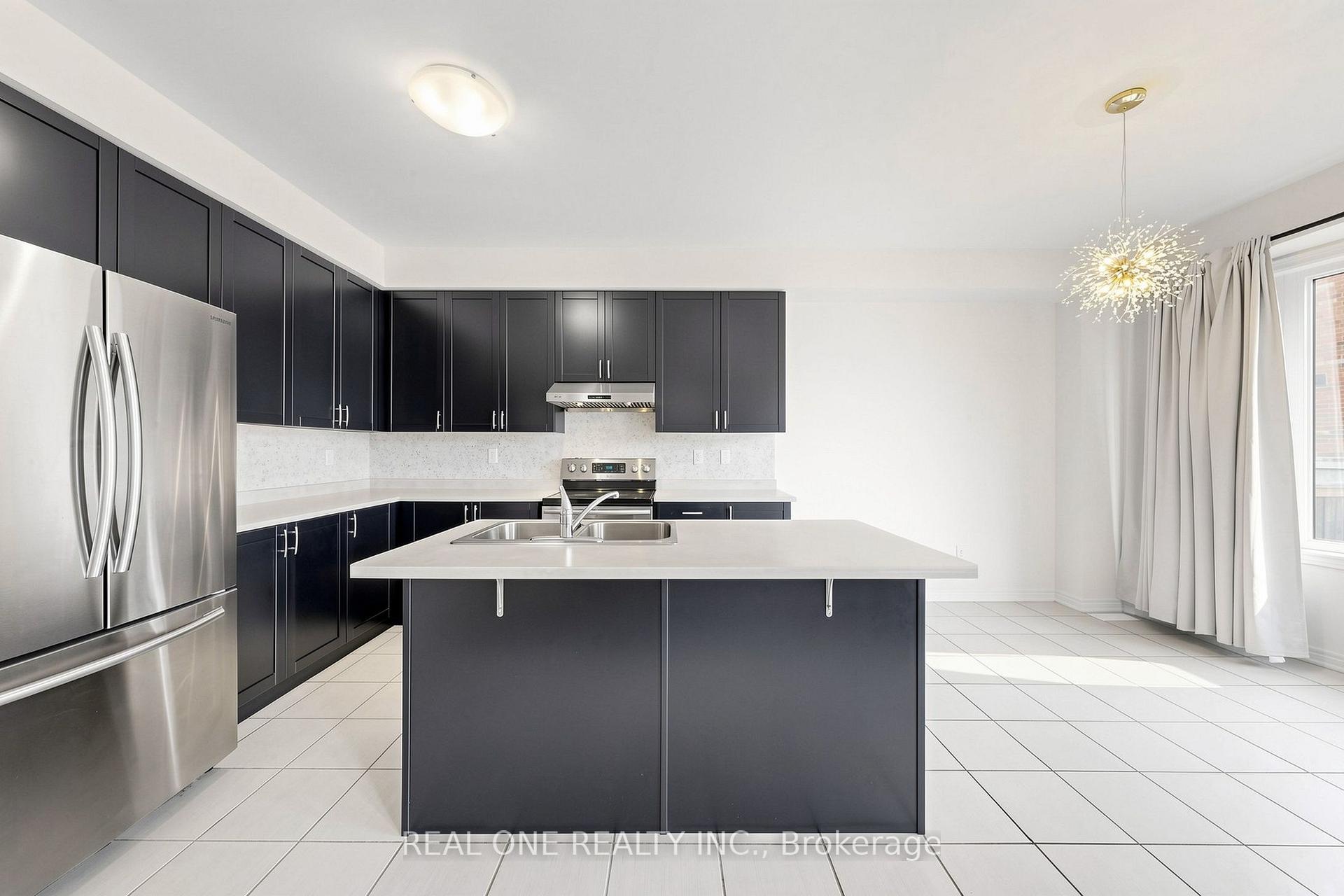 Photo 19 of 108 Hubner Avenue, Markham, Berczy — HOMEH