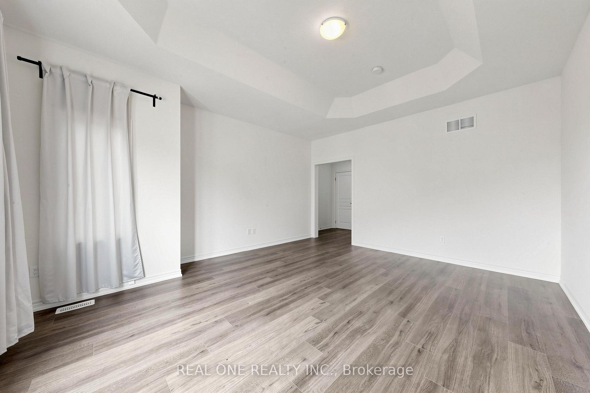 Photo 30 of 108 Hubner Avenue, Markham, Berczy — HOMEH