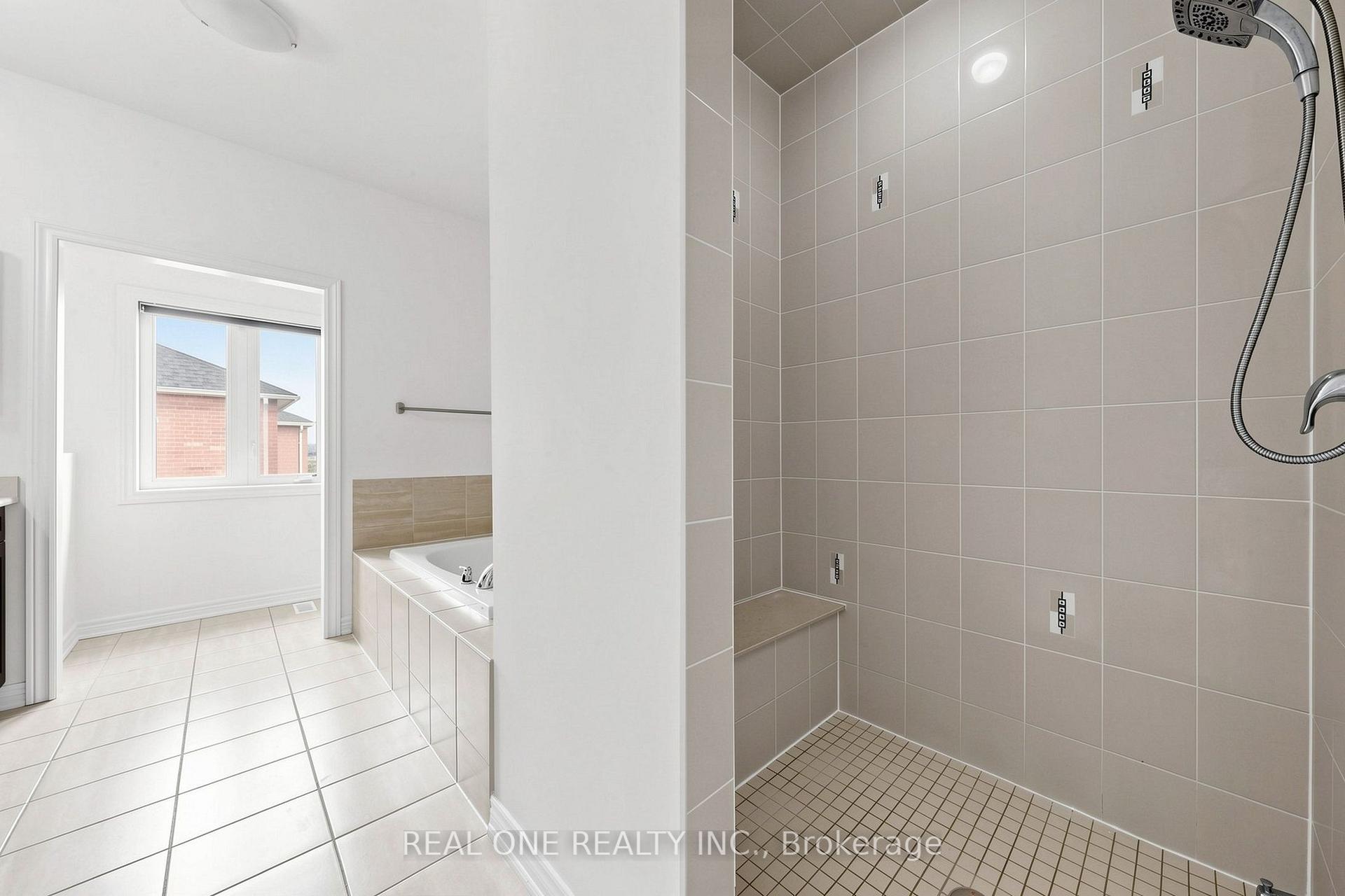 Photo 34 of 108 Hubner Avenue, Markham, Berczy — HOMEH